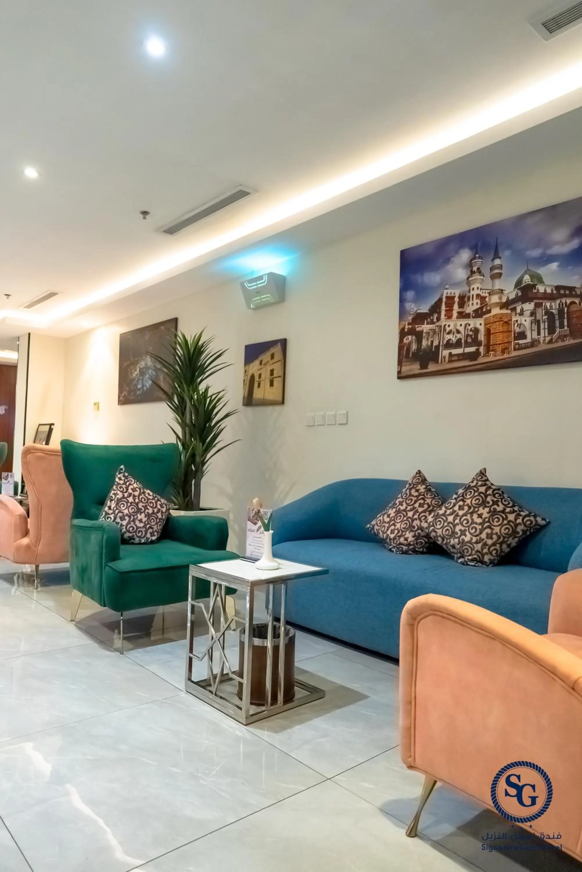 Seating area in Signature Guest Hotel فندق إمضاء النزيل الفندقية
