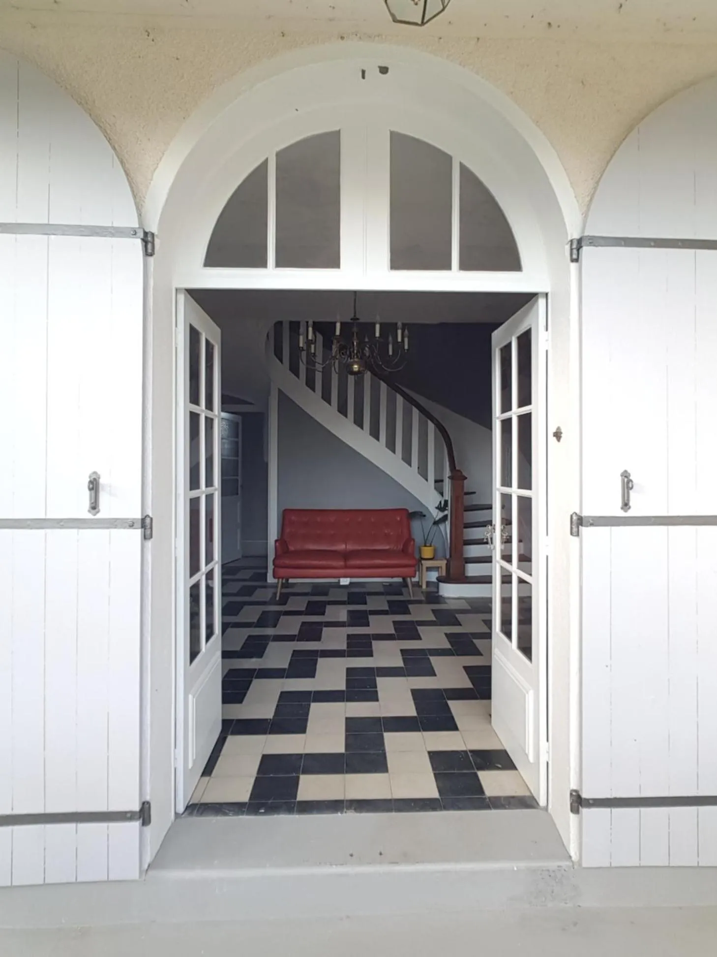 Facade/entrance in R & R BERGERAC