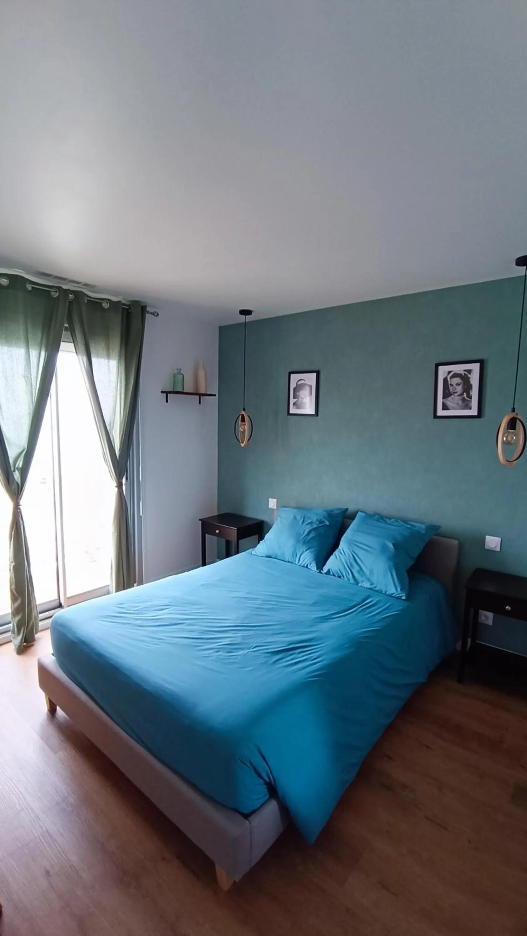 Bed in New Hôtel de la Mer