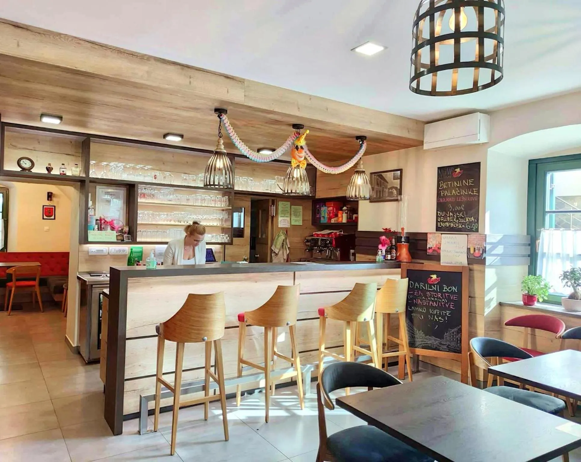 Restaurant/places to eat in Hiša Wambrechtsamer - House Wambrechtsamer