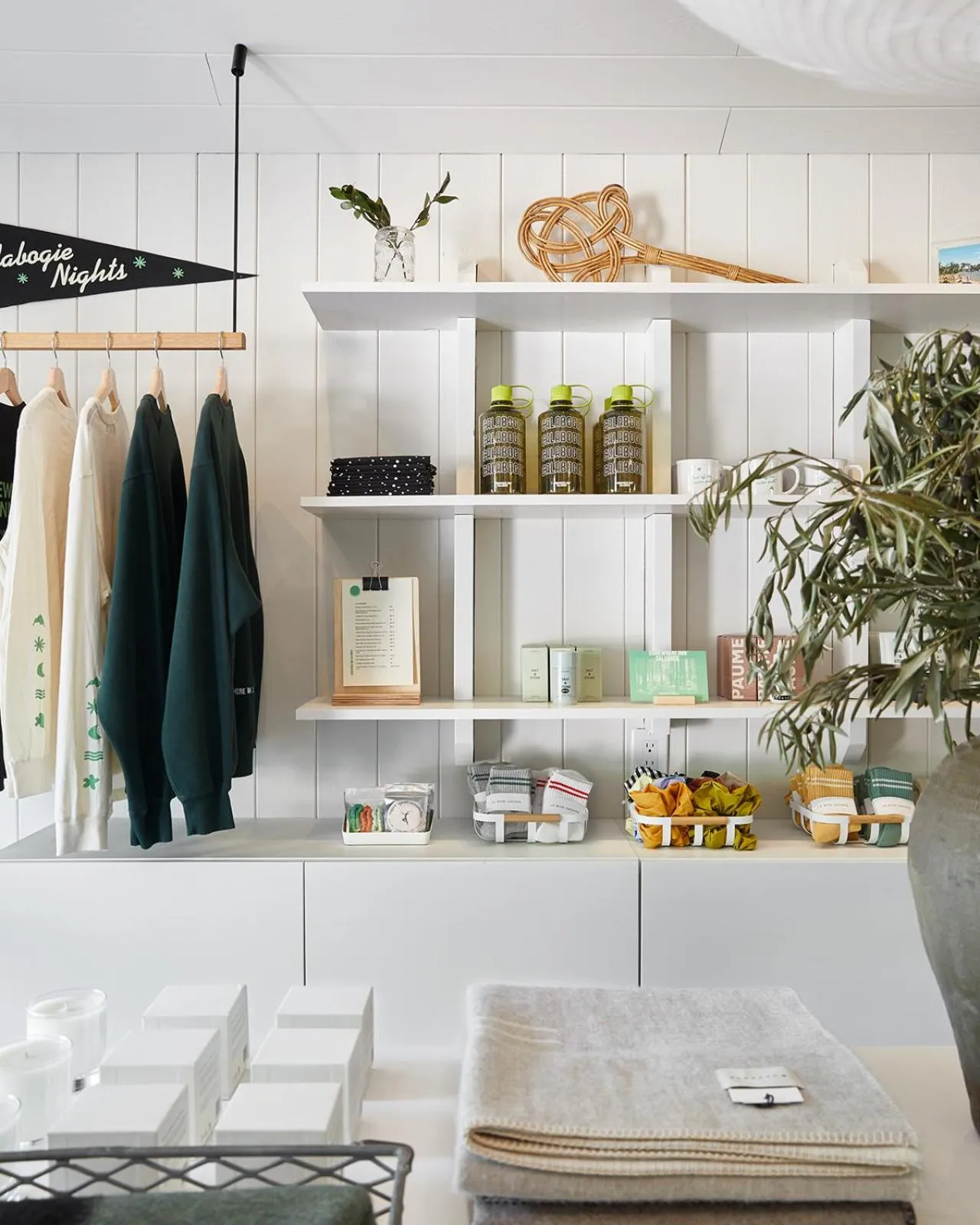 Lobby or reception in Somewhere Inn Calabogie