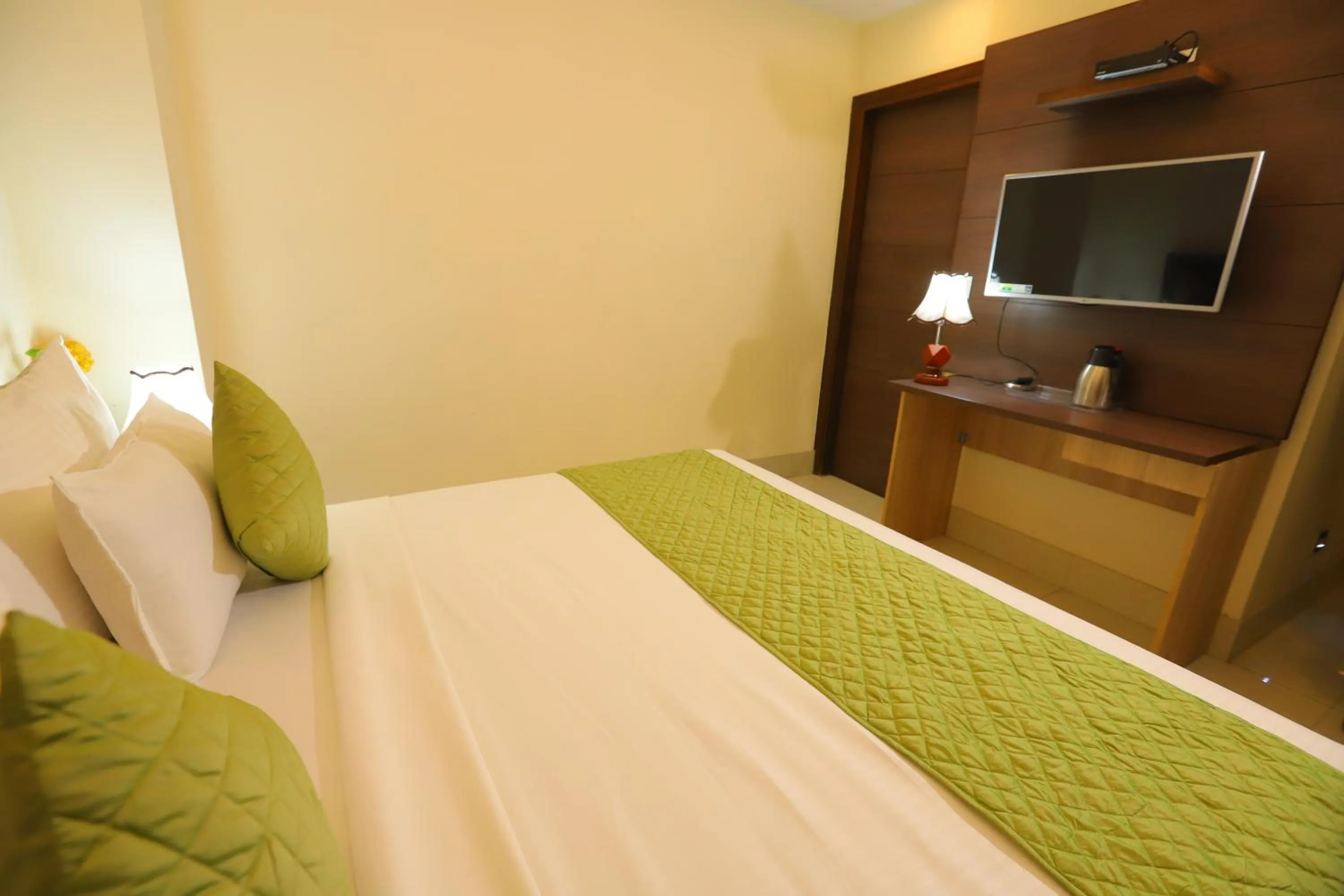 Bed in Hotel Mayur Assam - New Delhi Railway Station