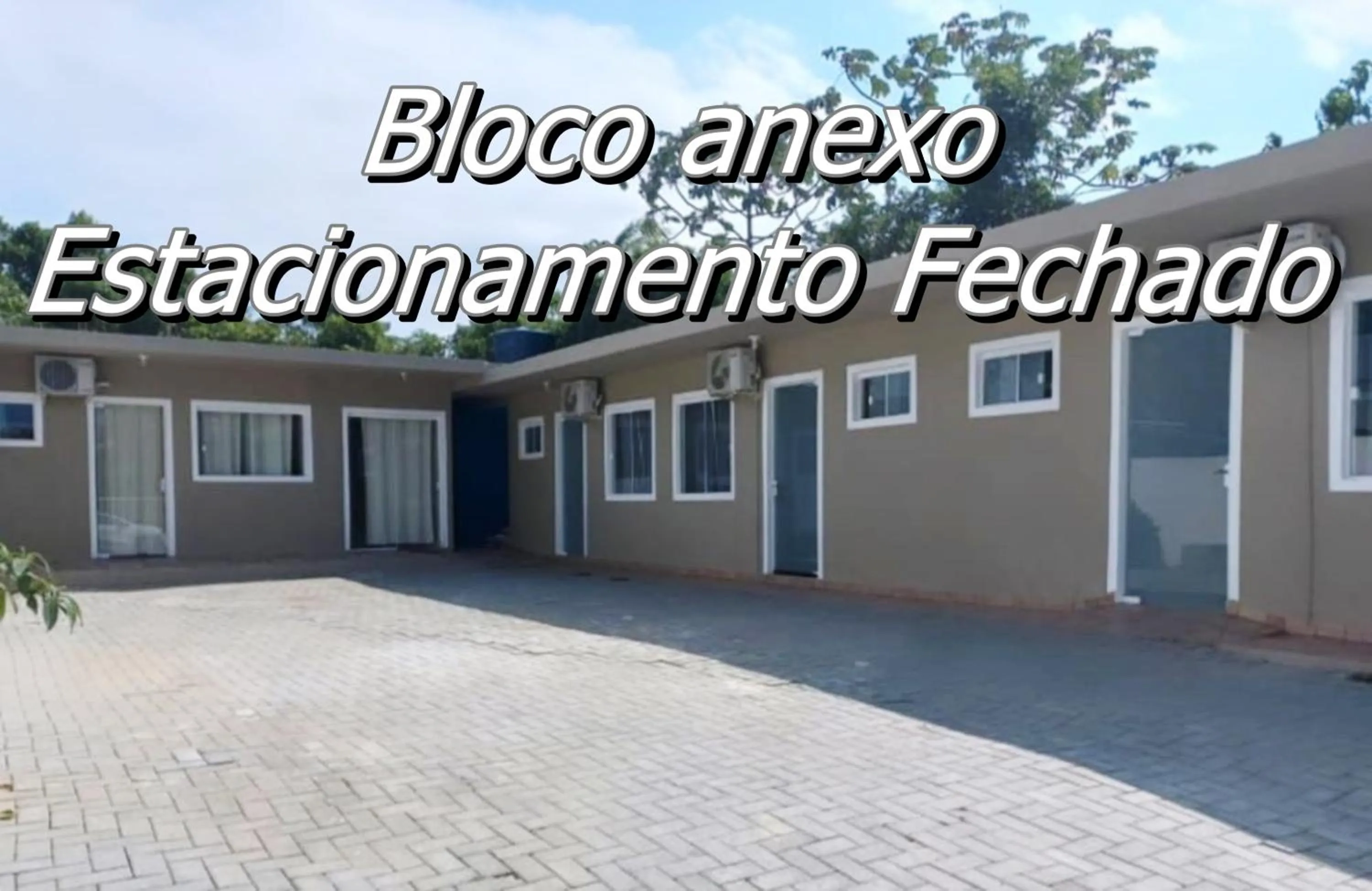 Facade/entrance in Pousada Helena