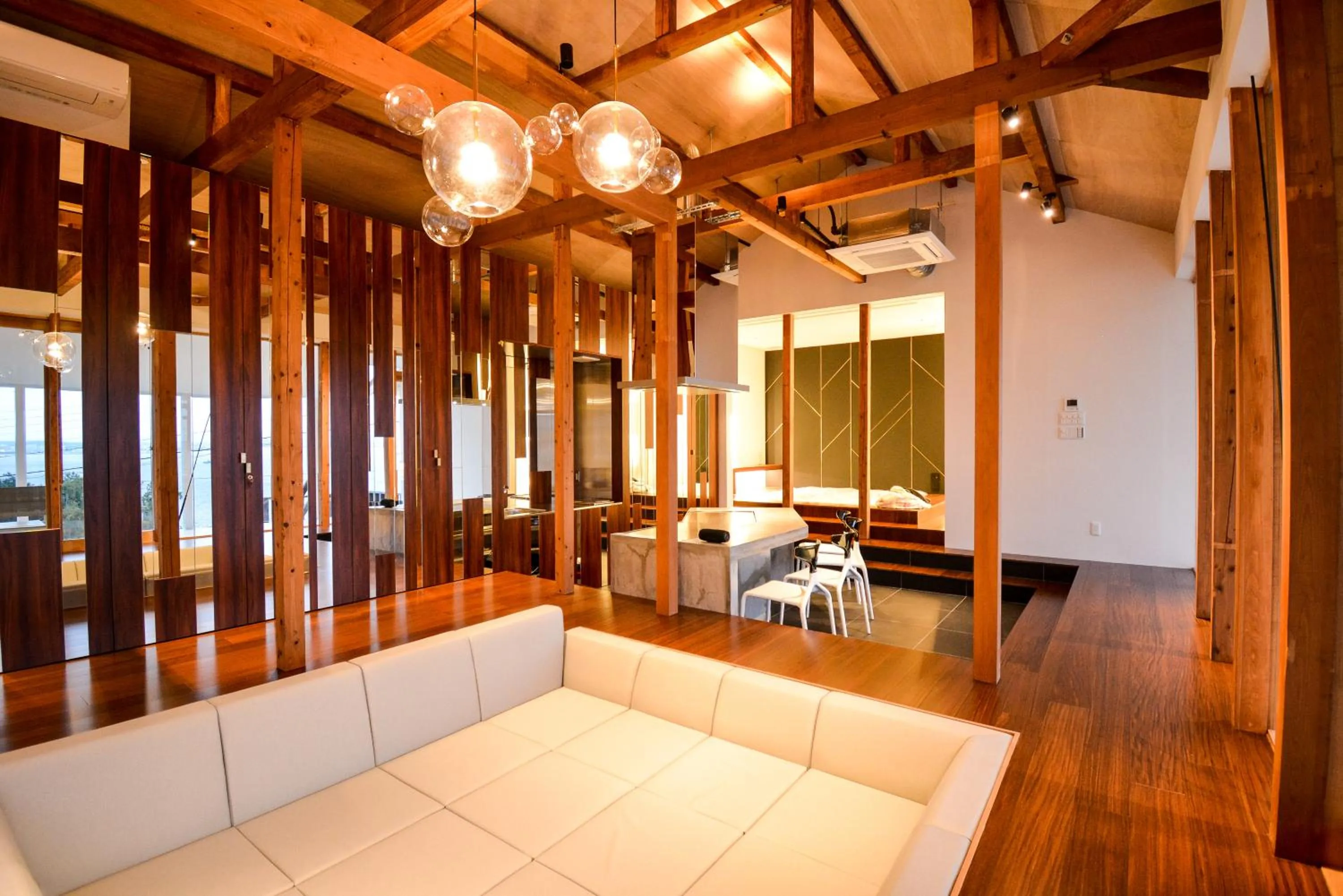 Photo of the whole room in Wellis Villa HANARE