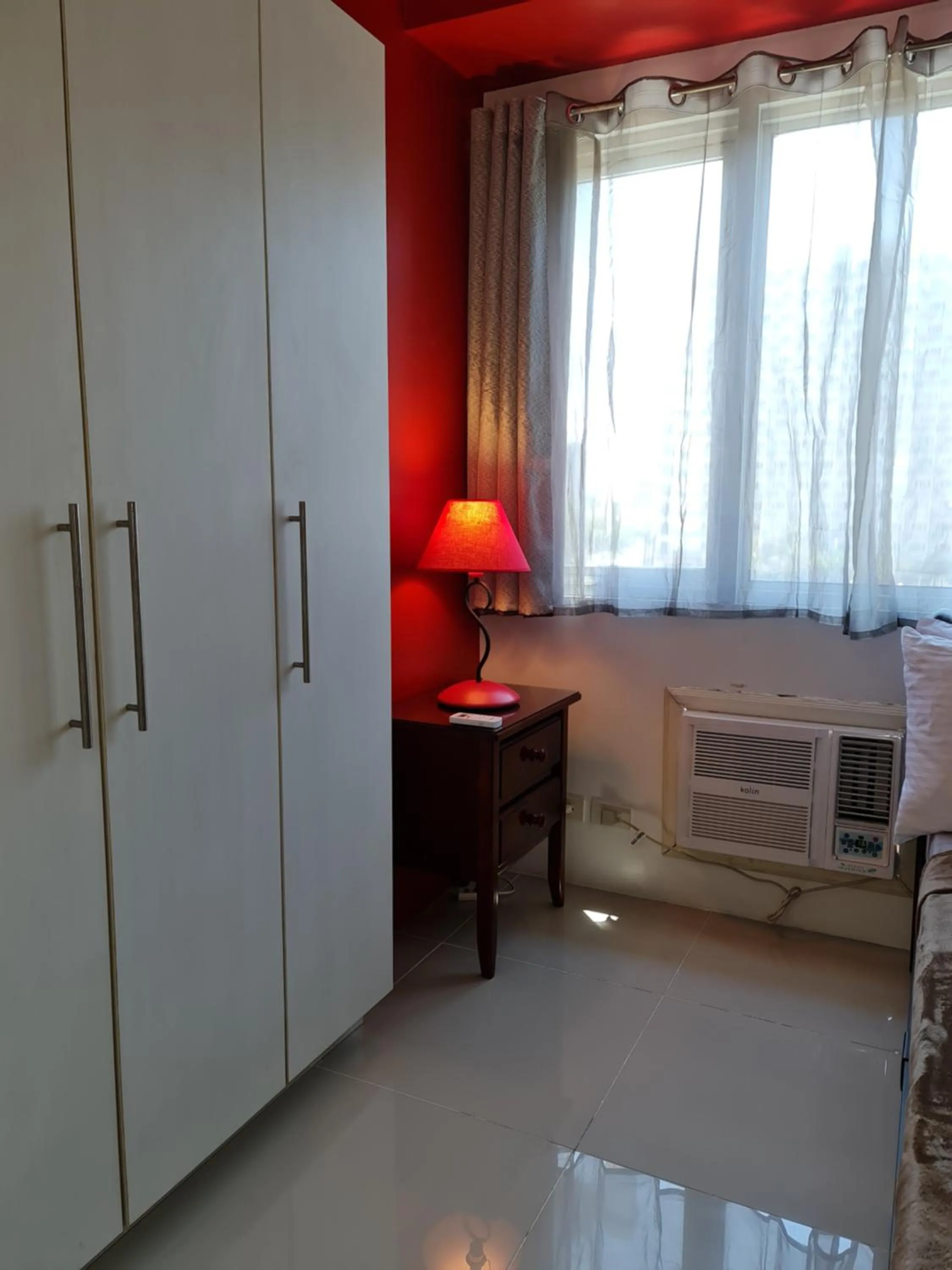 Sea Residences - Condo R Us