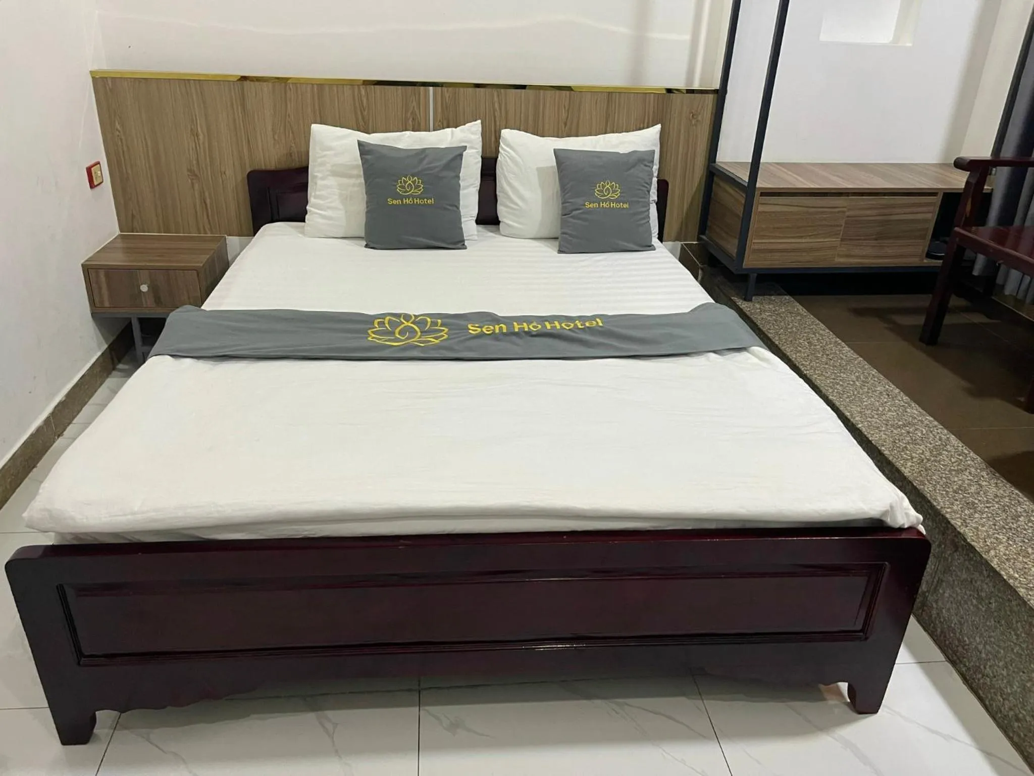 Bed in Senho Hotel