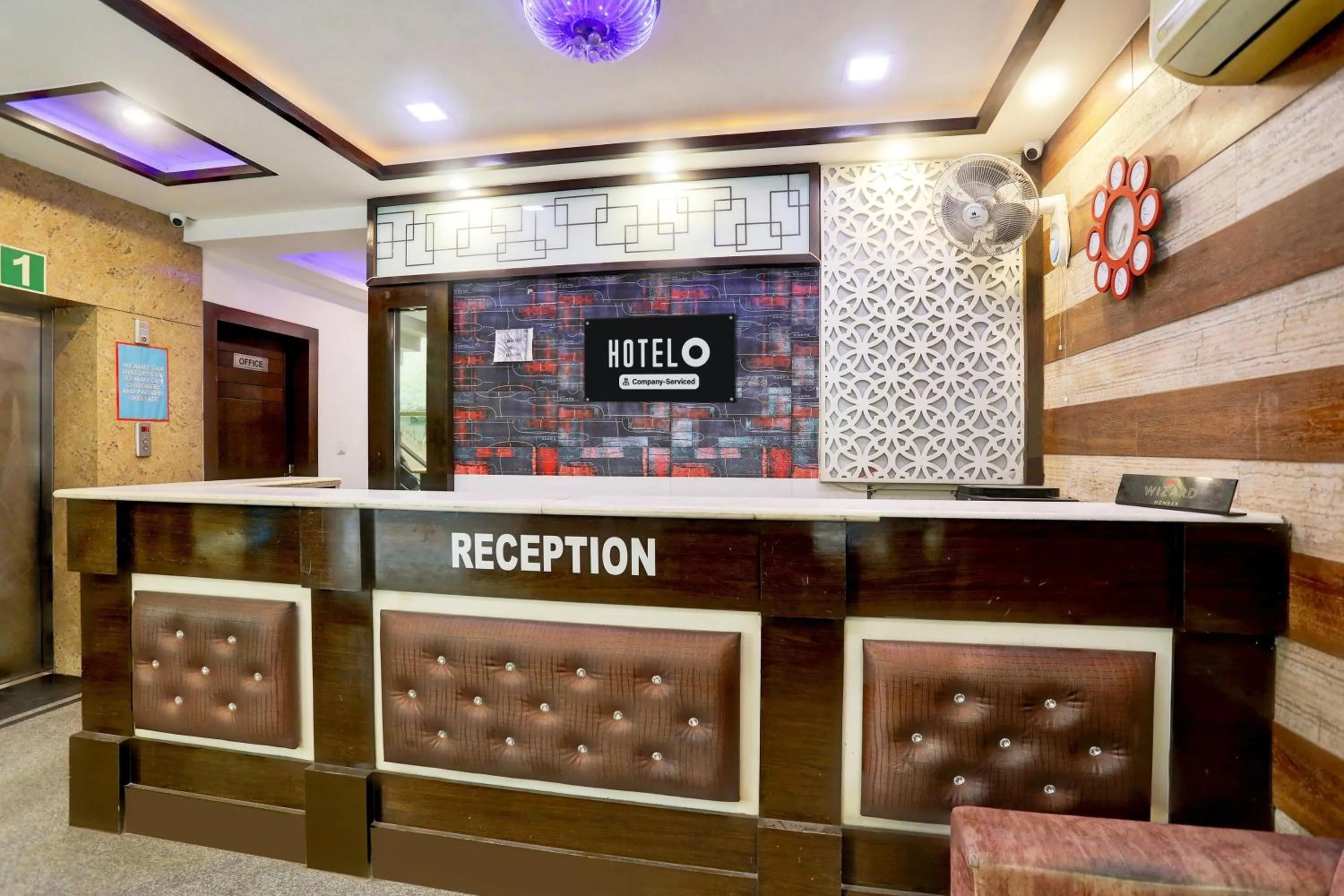 Lobby or reception in Hotel O Taj Nagri Near Taj Mahal East Gate Formerly Riviera