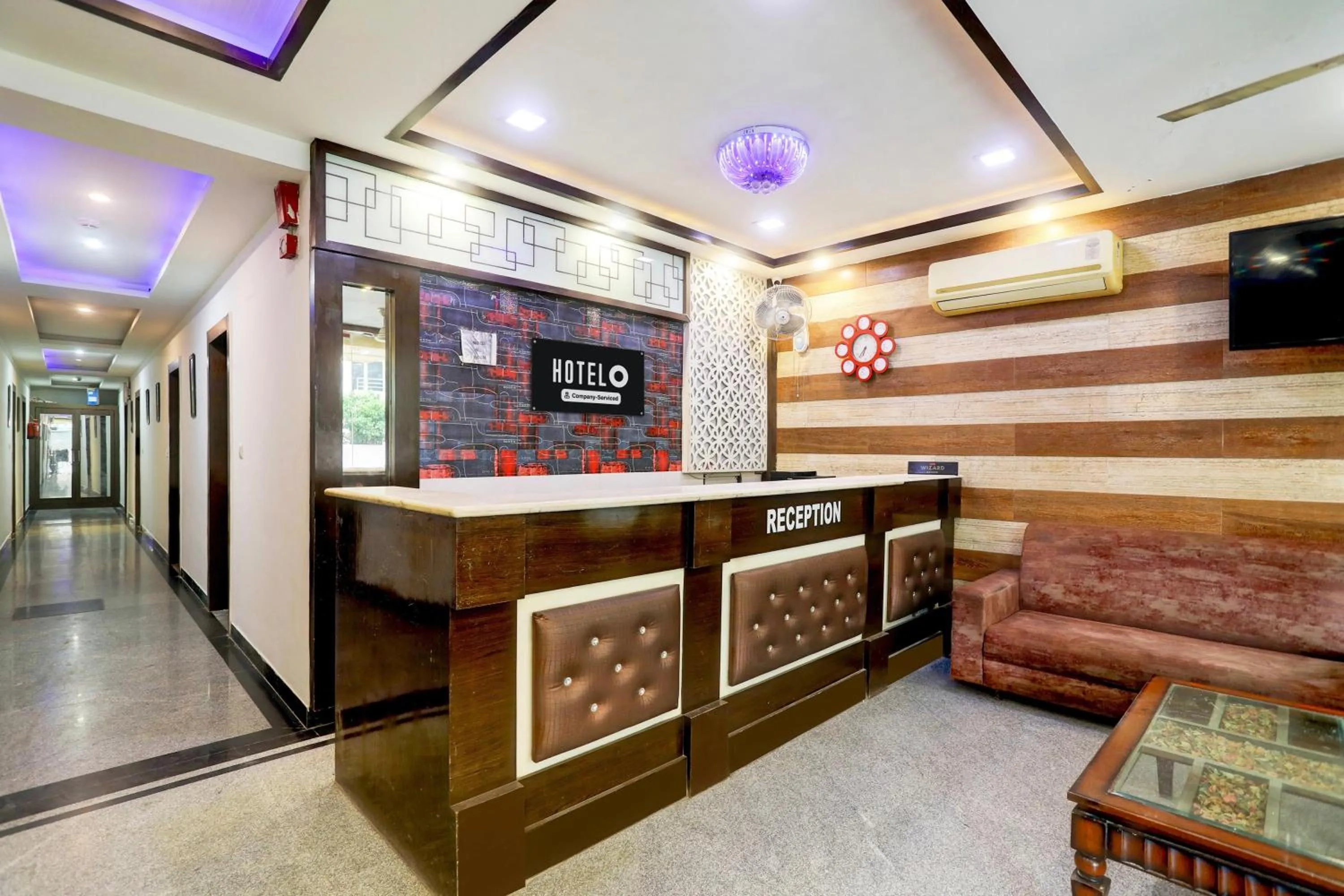 Lobby or reception in Hotel O Taj Nagri Near Taj Mahal East Gate Formerly Riviera