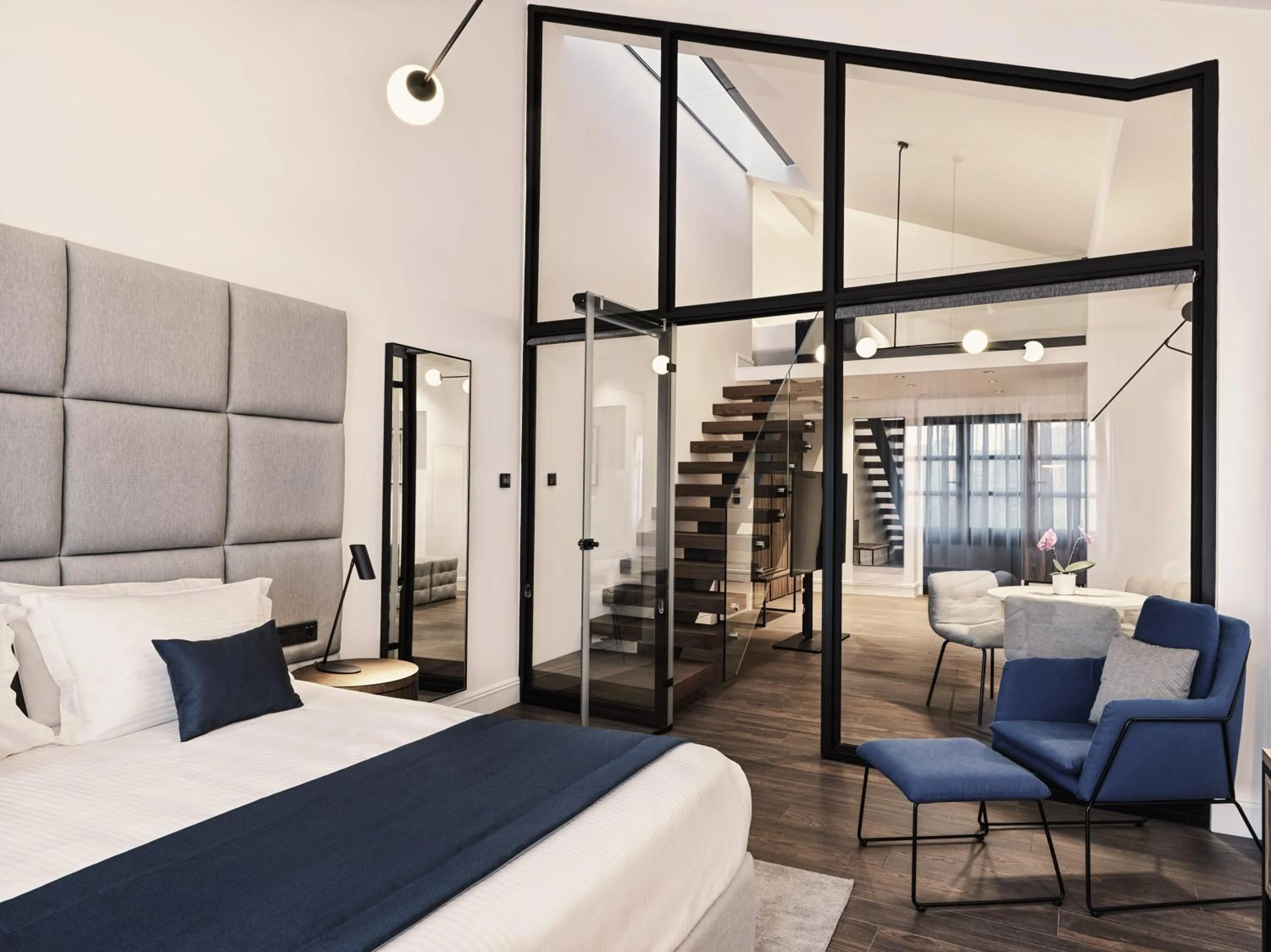 Photo of the whole room, Bed in Vanoro Hotel