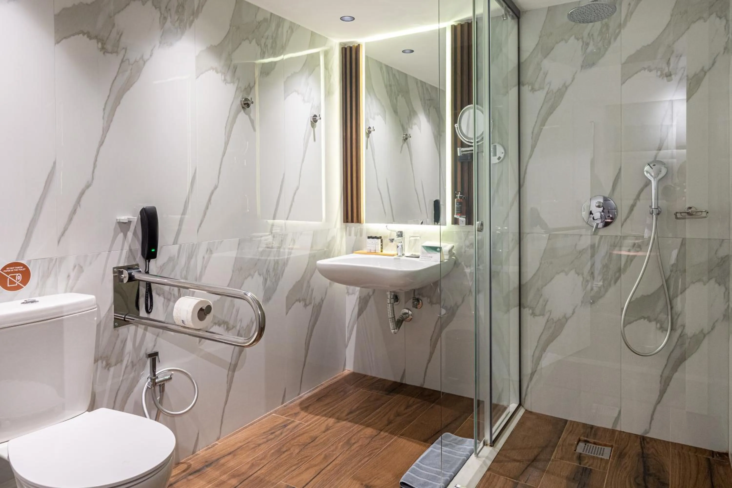 Shower in Vanoro Hotel