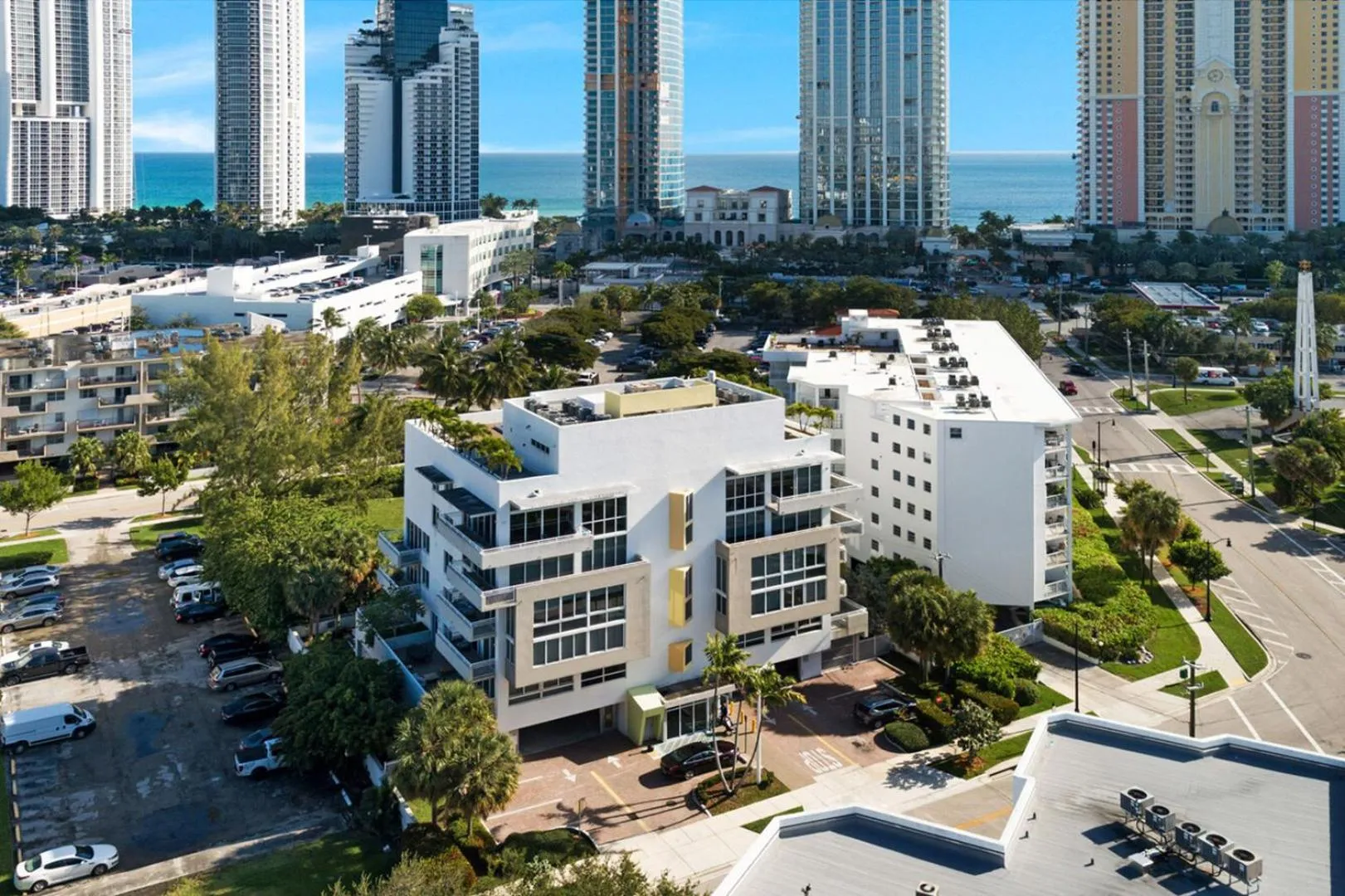 Roami at Sunny Isles
