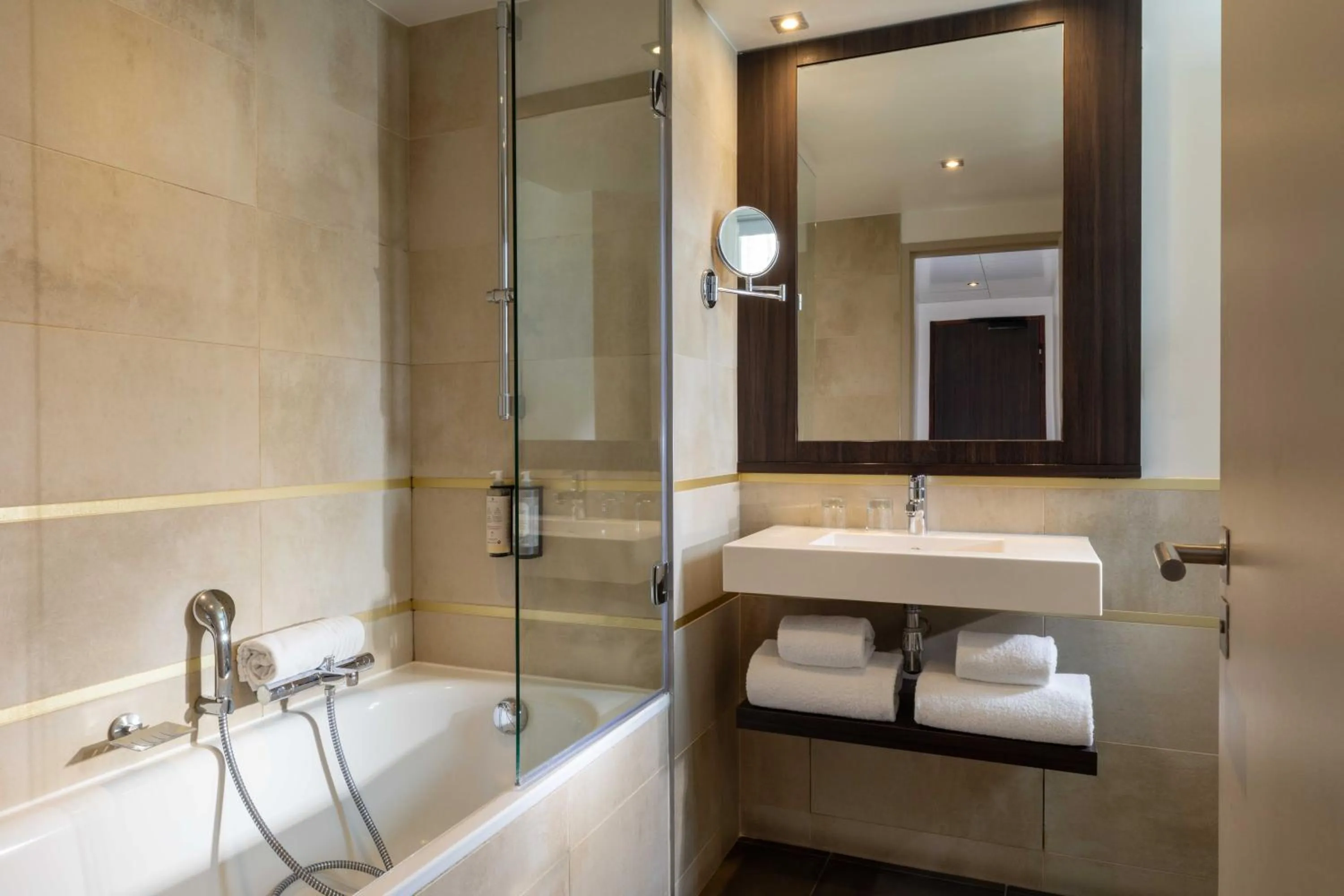 Bathroom in Hotel Villa Saxe Eiffel