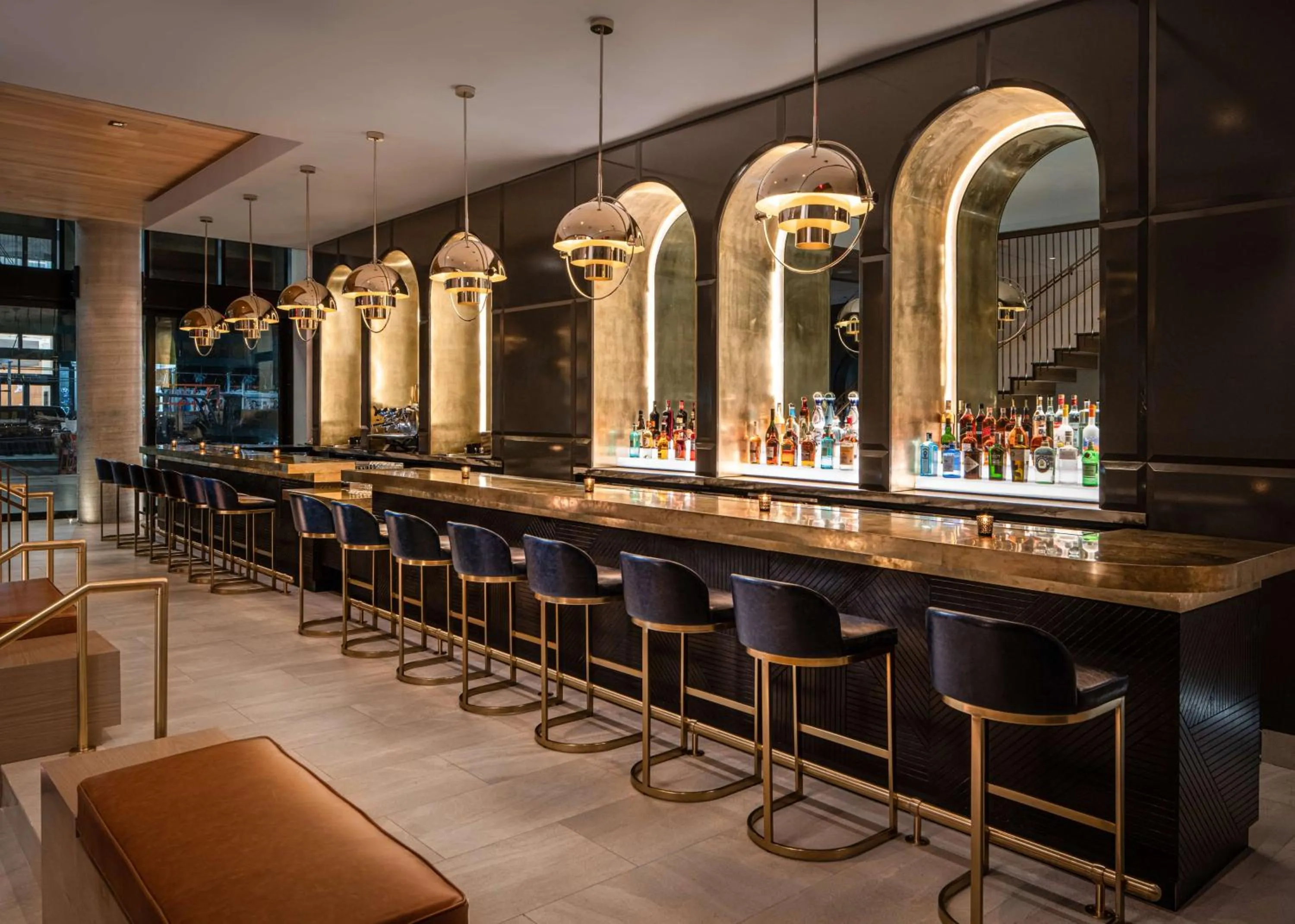 Lounge or bar in Motto by Hilton New York City Chelsea