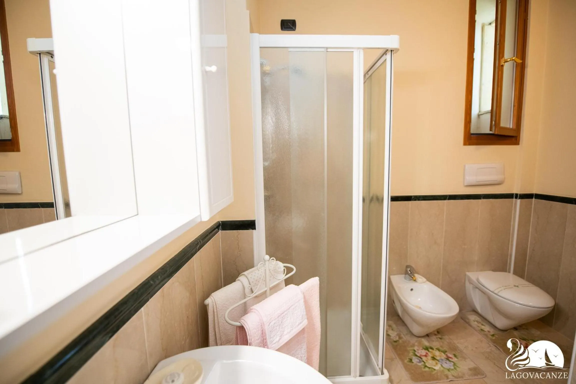 Bathroom in Feeling House