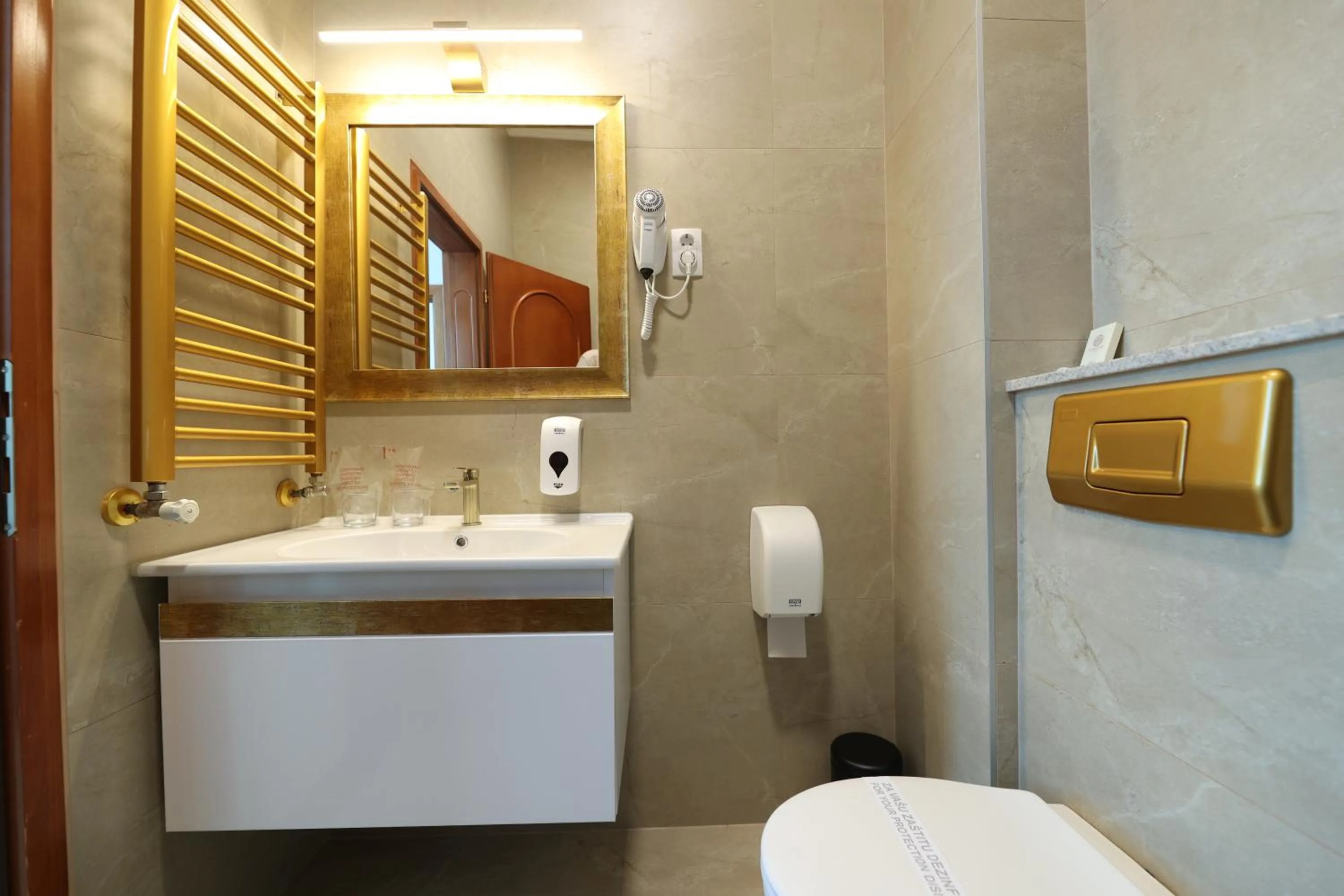 Bathroom in Hotel Vidović