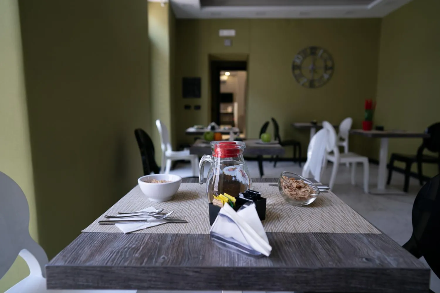 Breakfast in Sweet Central Hotel