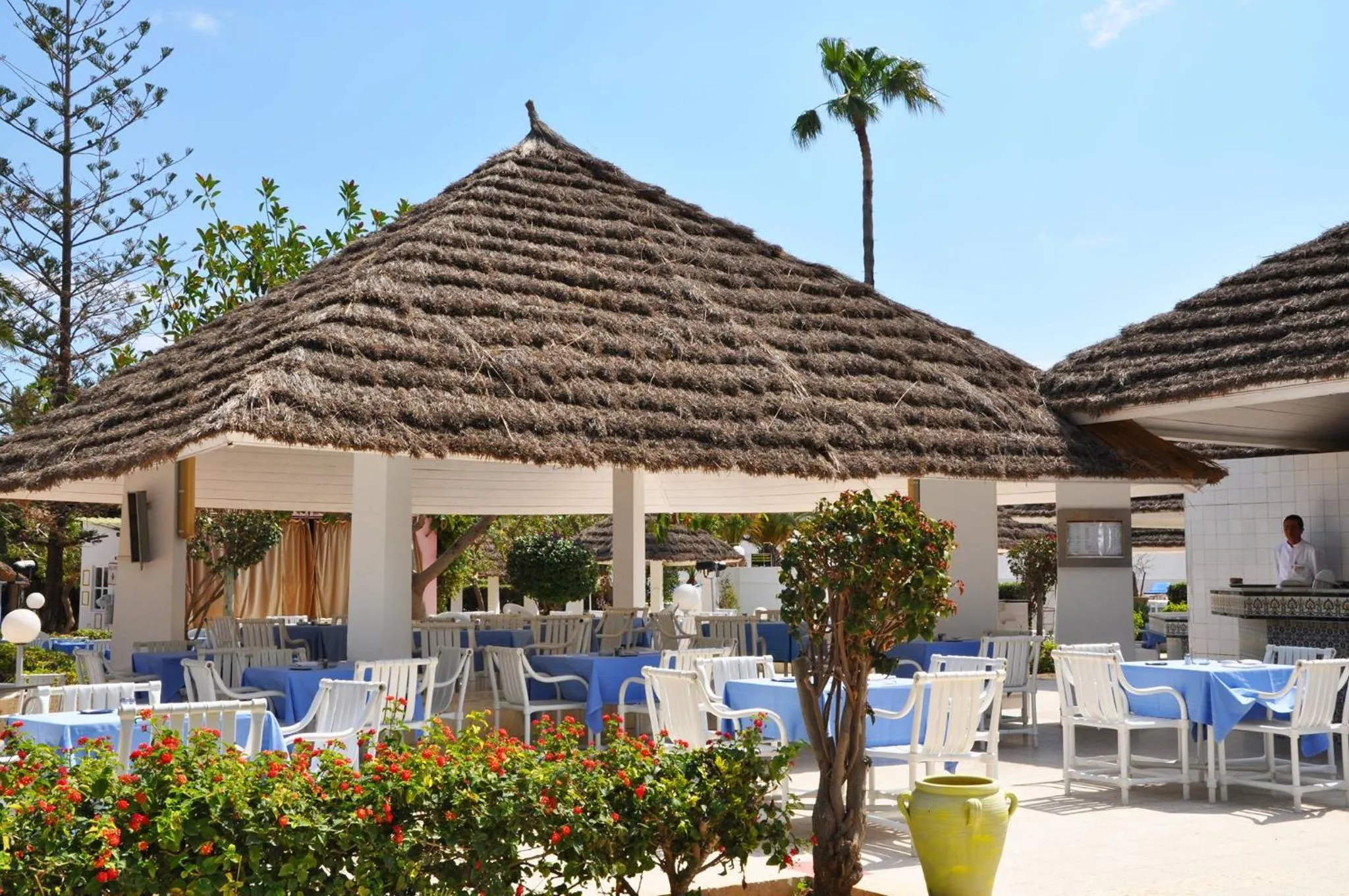 Restaurant/places to eat in Kanta Resort and Spa