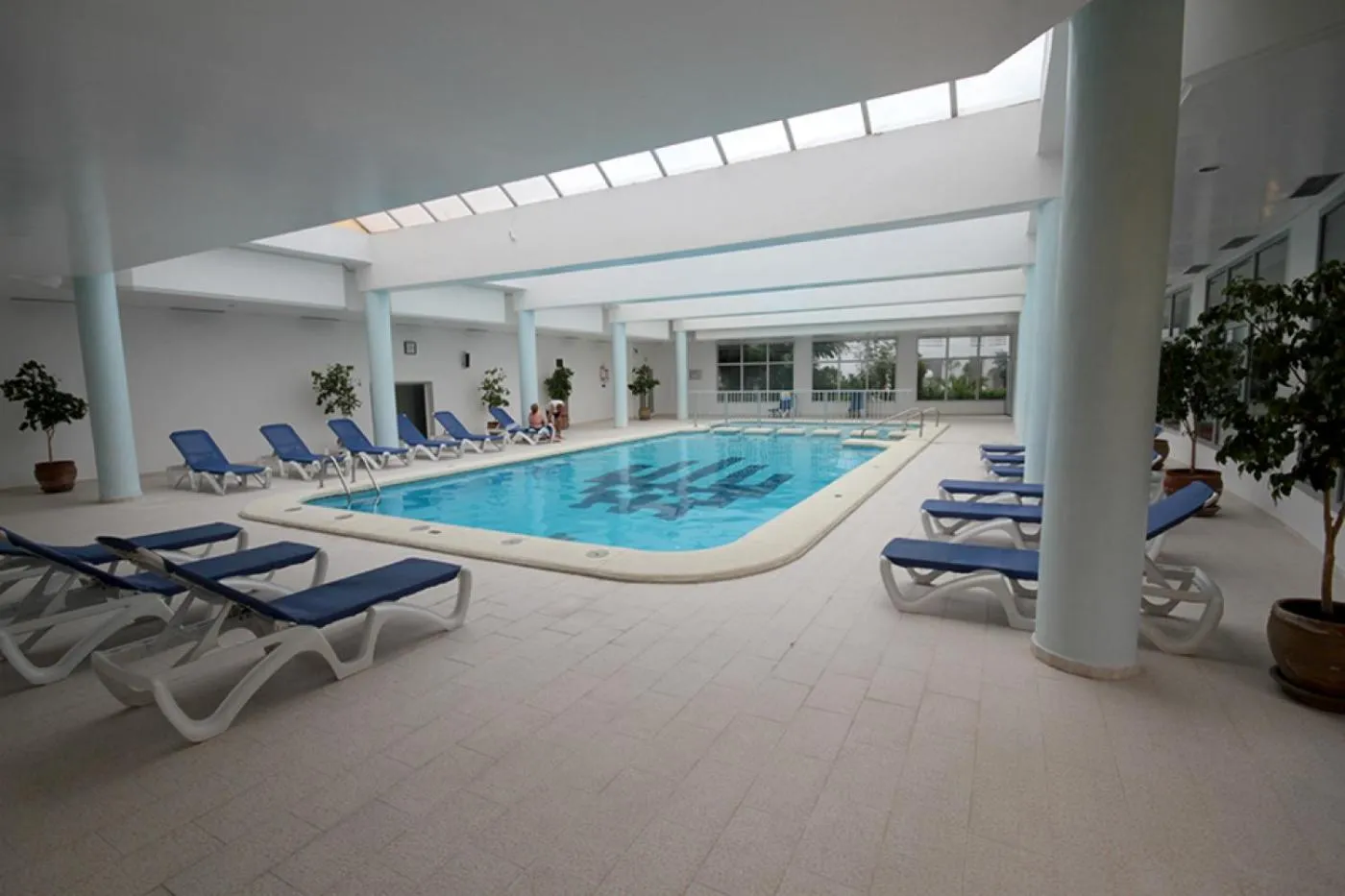 Swimming pool in Kanta Resort and Spa