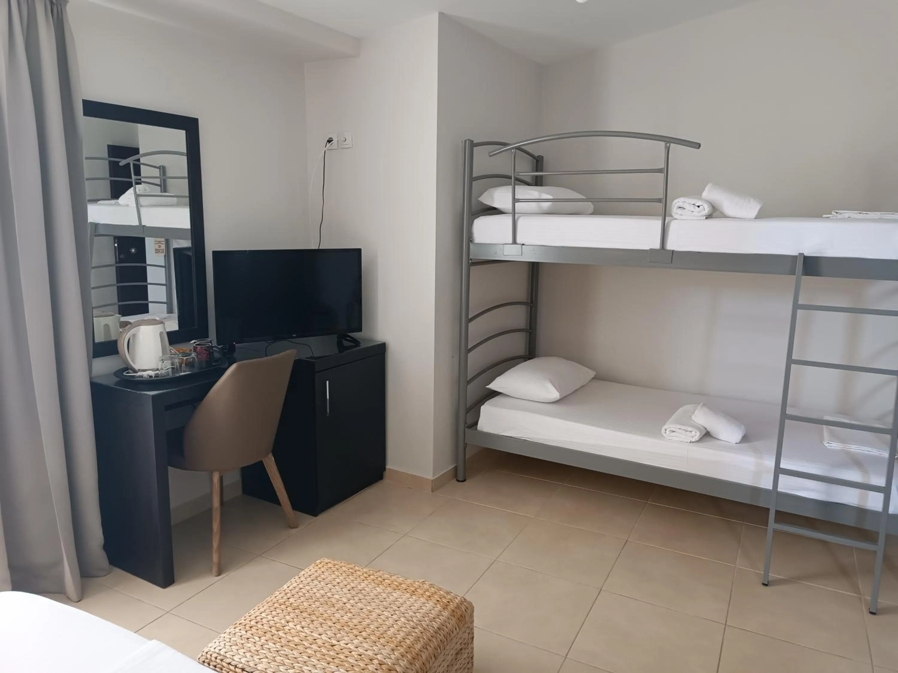 Hotel MINOS