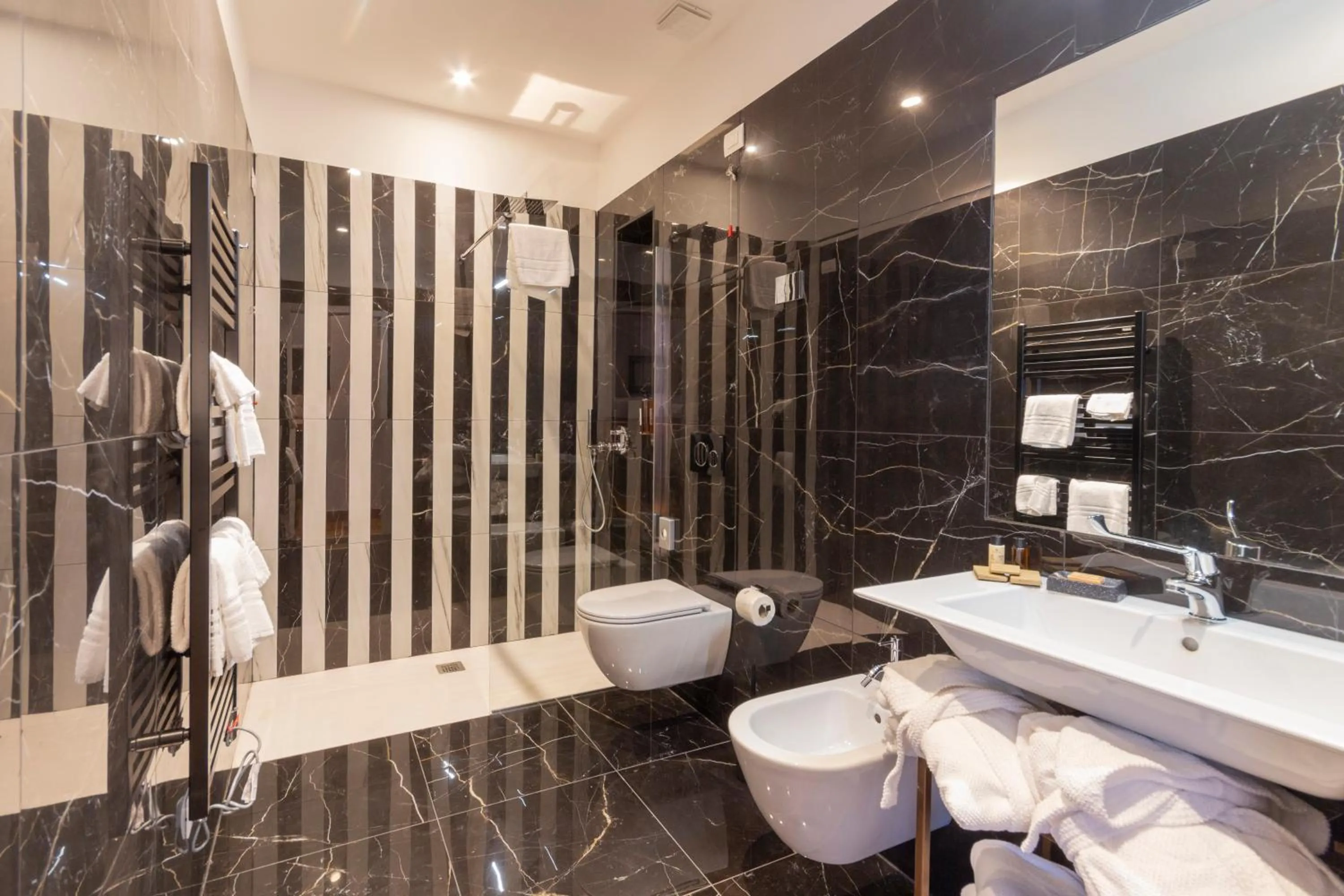 Bathroom in Hotel Villa Alberti Portofino Land