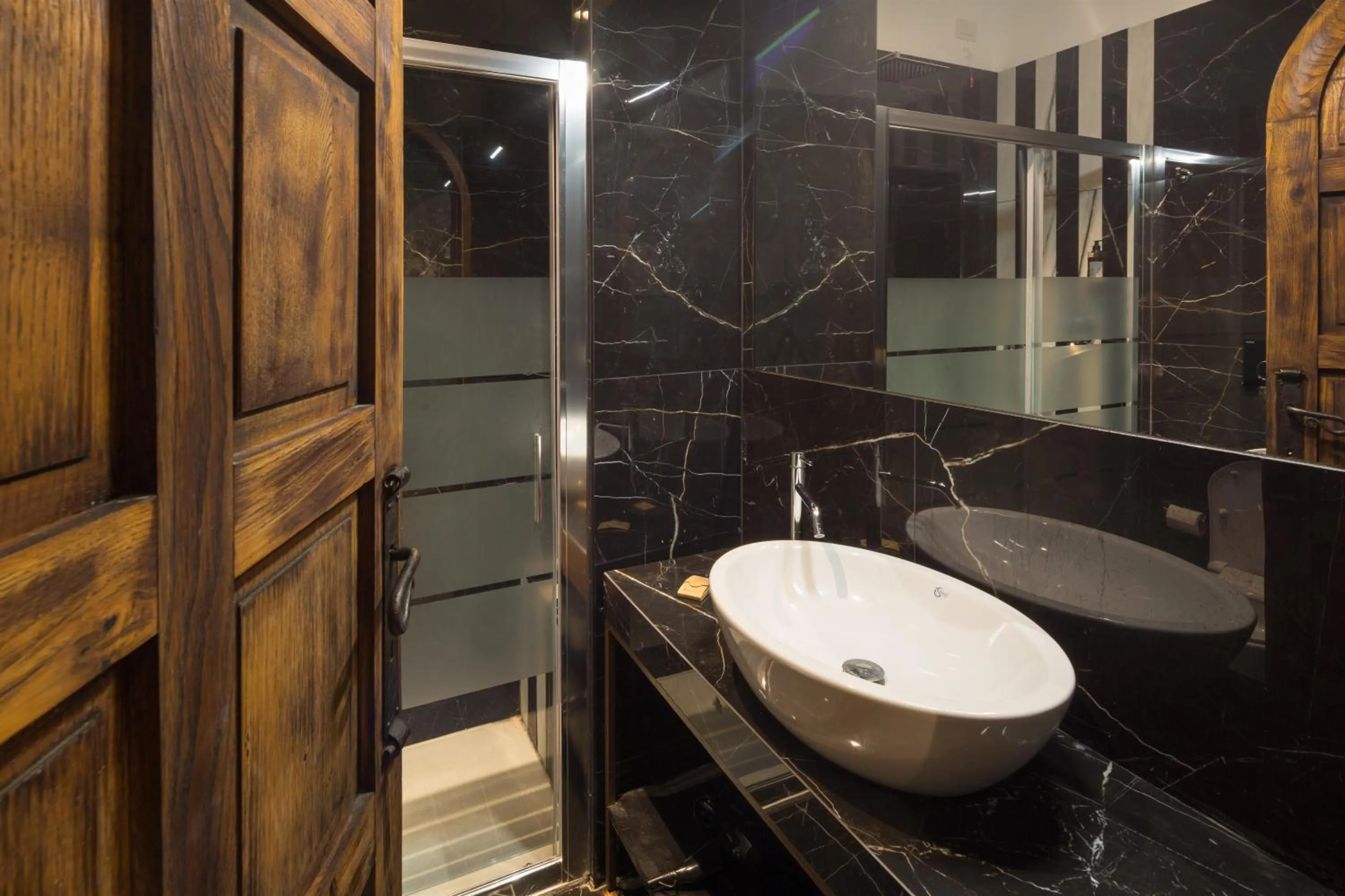 Bathroom in Hotel Villa Alberti Portofino Land