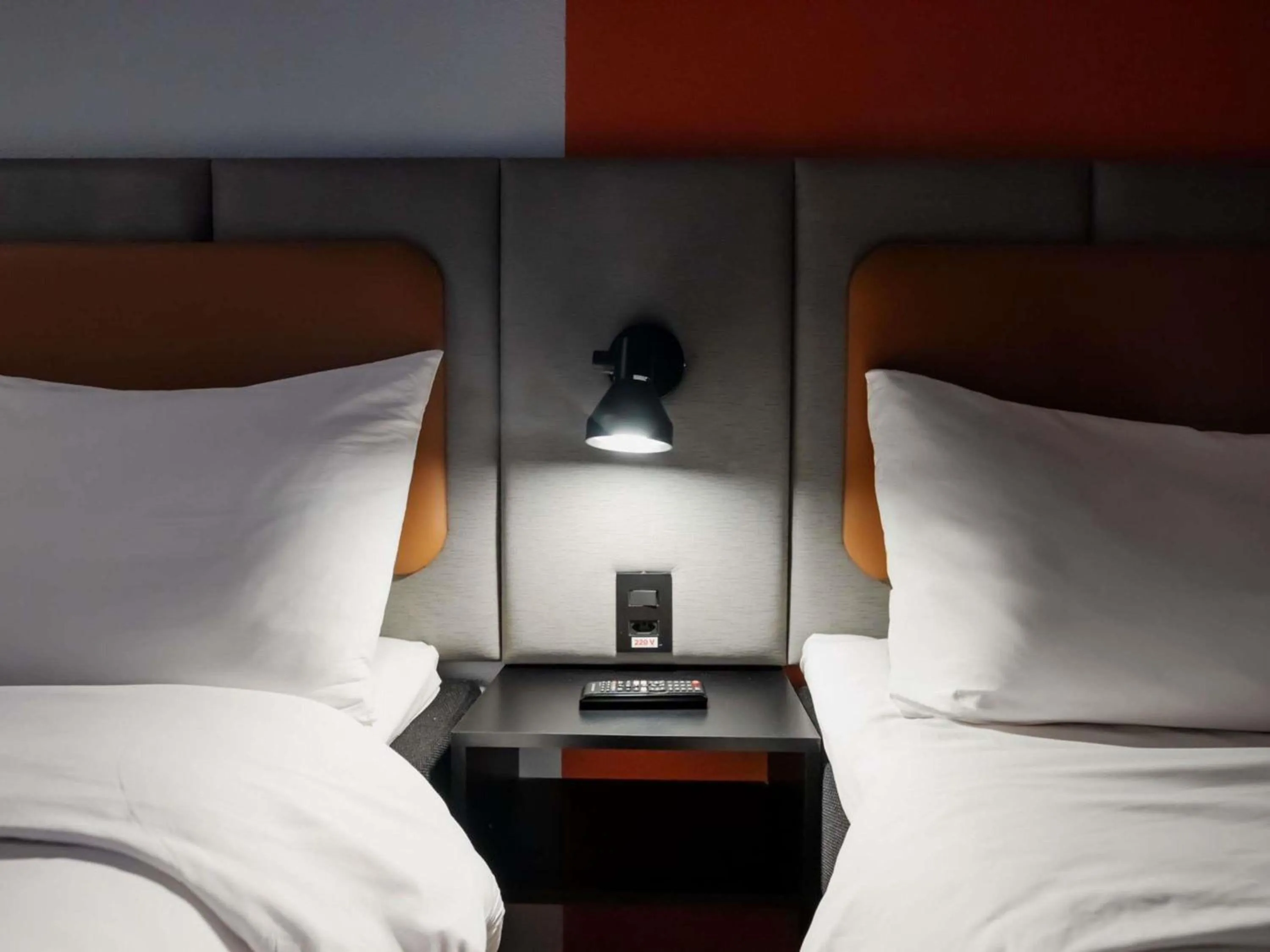 Bedroom, Bed in ibis Guarulhos Aeroporto