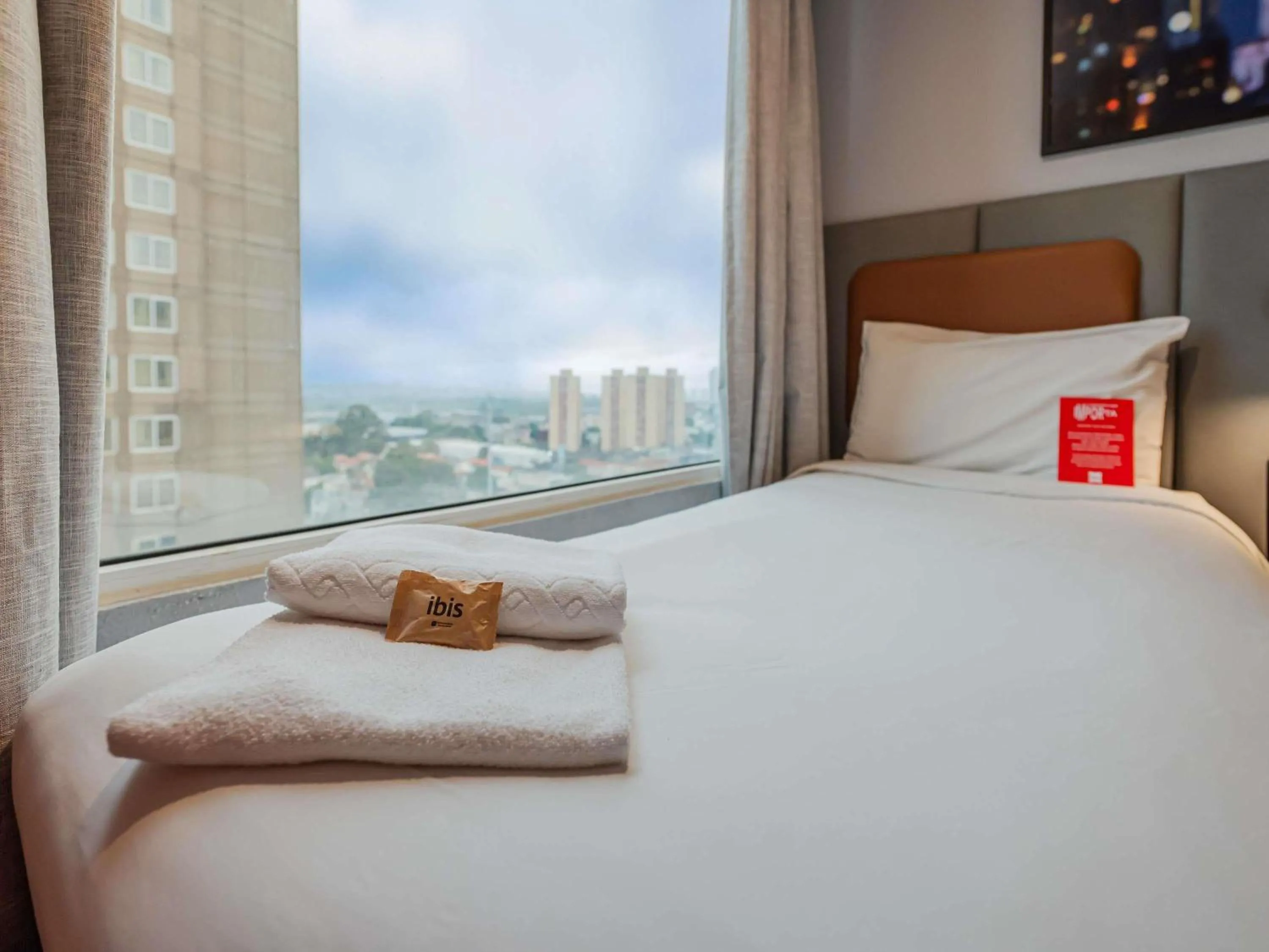 Bedroom, Bed in ibis Guarulhos Aeroporto