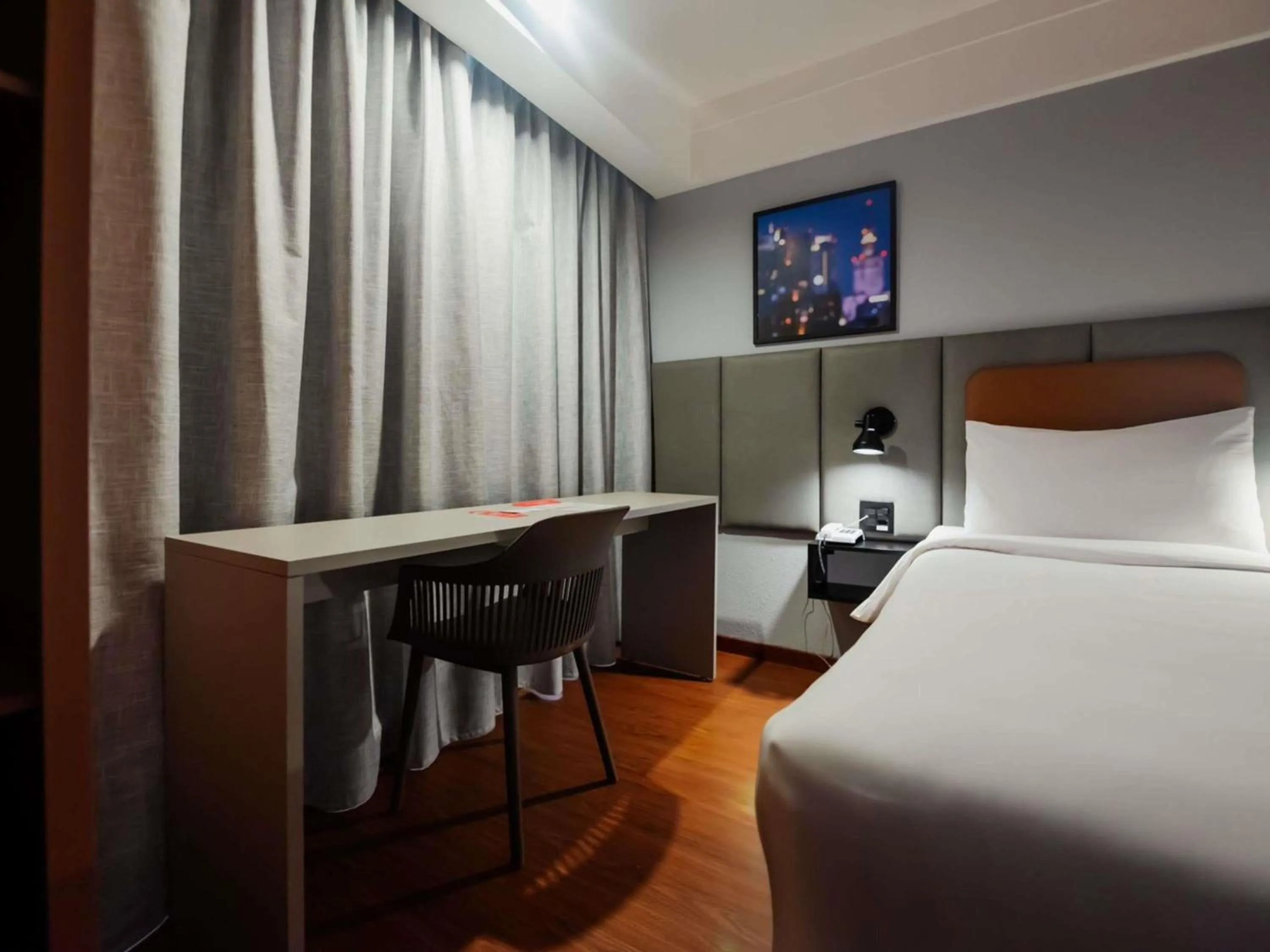 Bedroom, Bed in ibis Guarulhos Aeroporto