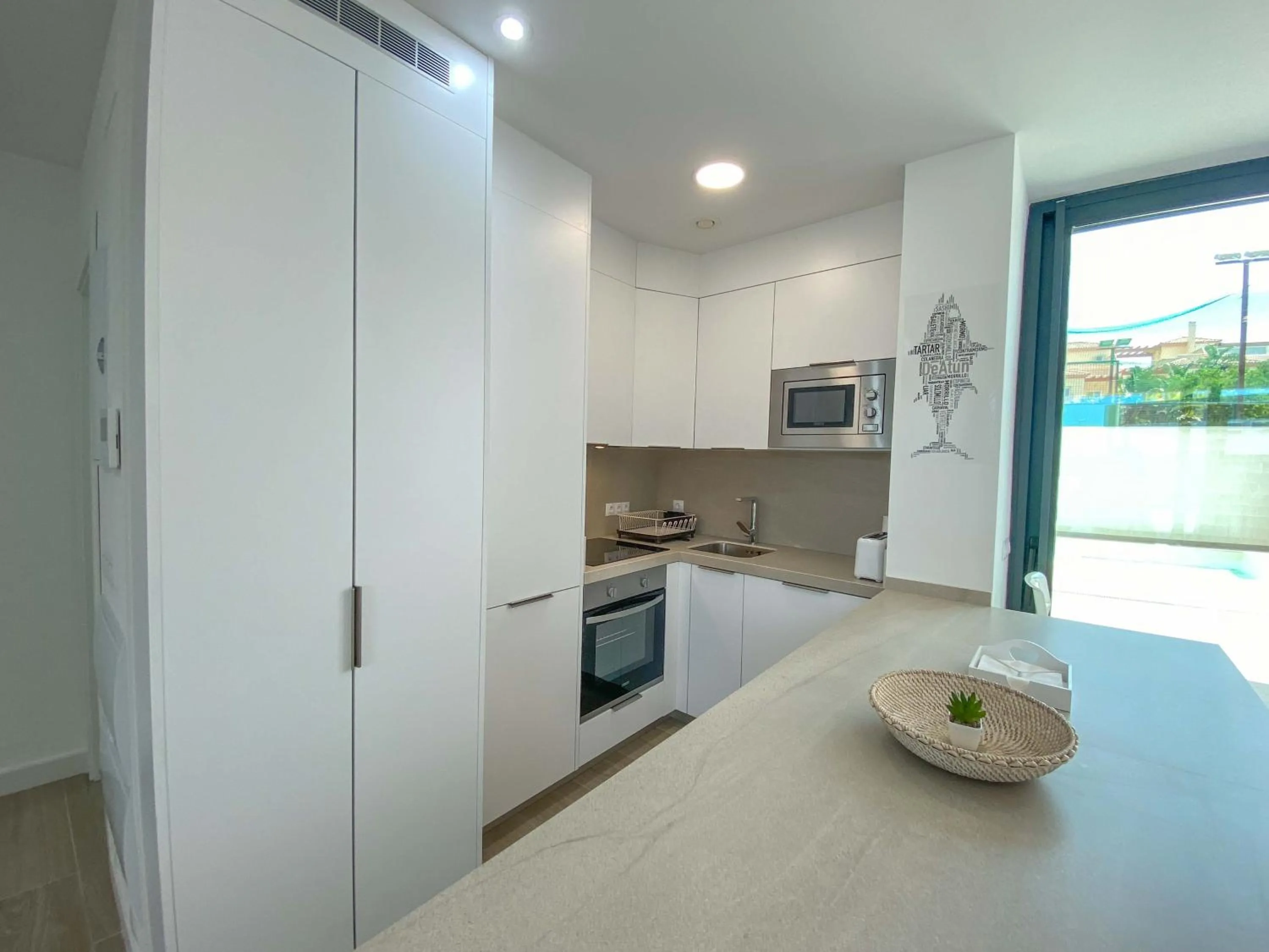 Kitchen or kitchenette in Tarifa Cozy House - Private Pool - Wifi - Modern