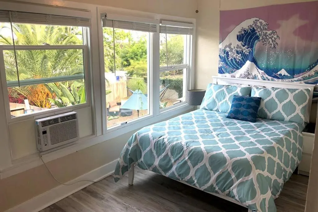 Bedroom, Bed in Viva Pacifica