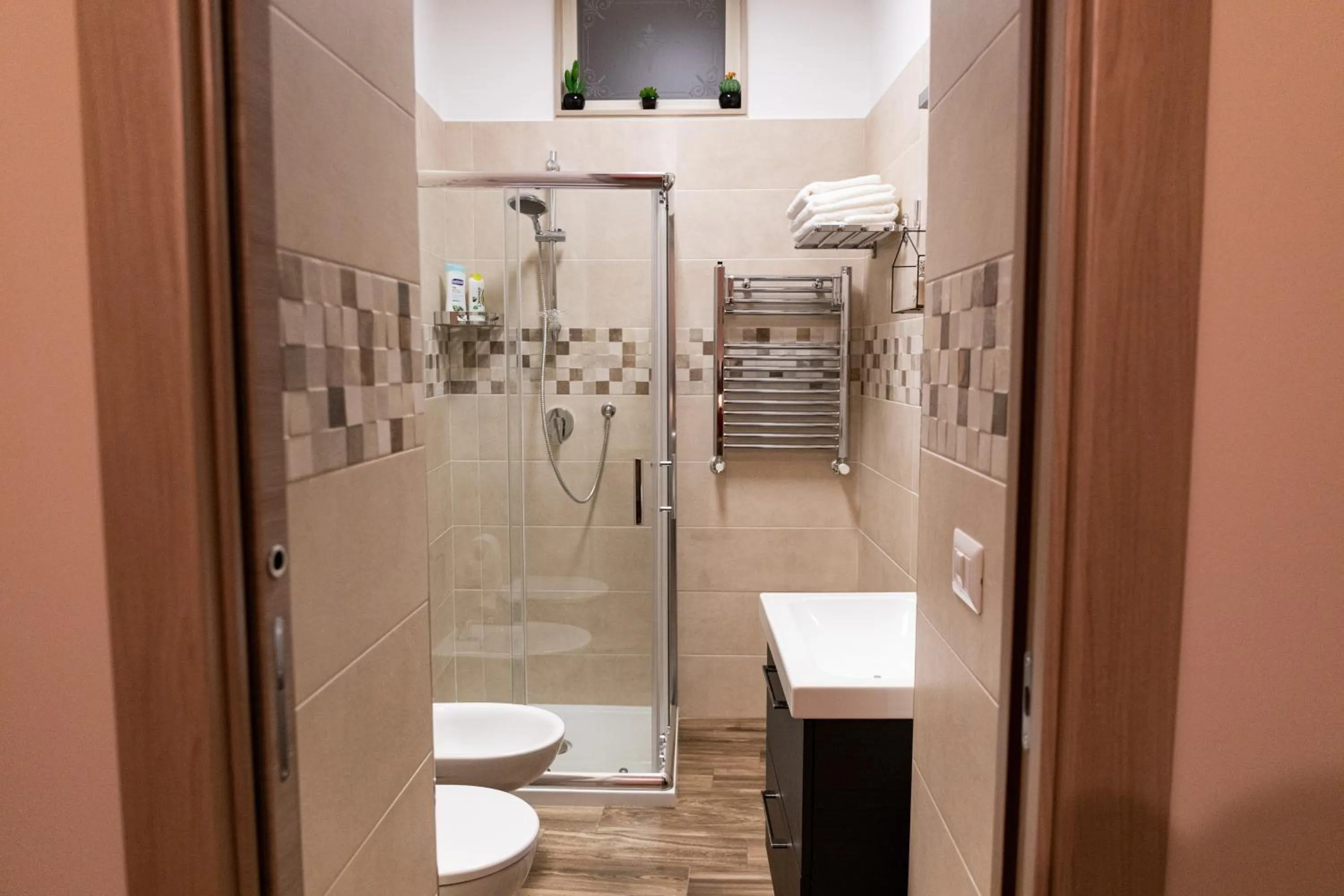 Tizzy Apartment & Rooms