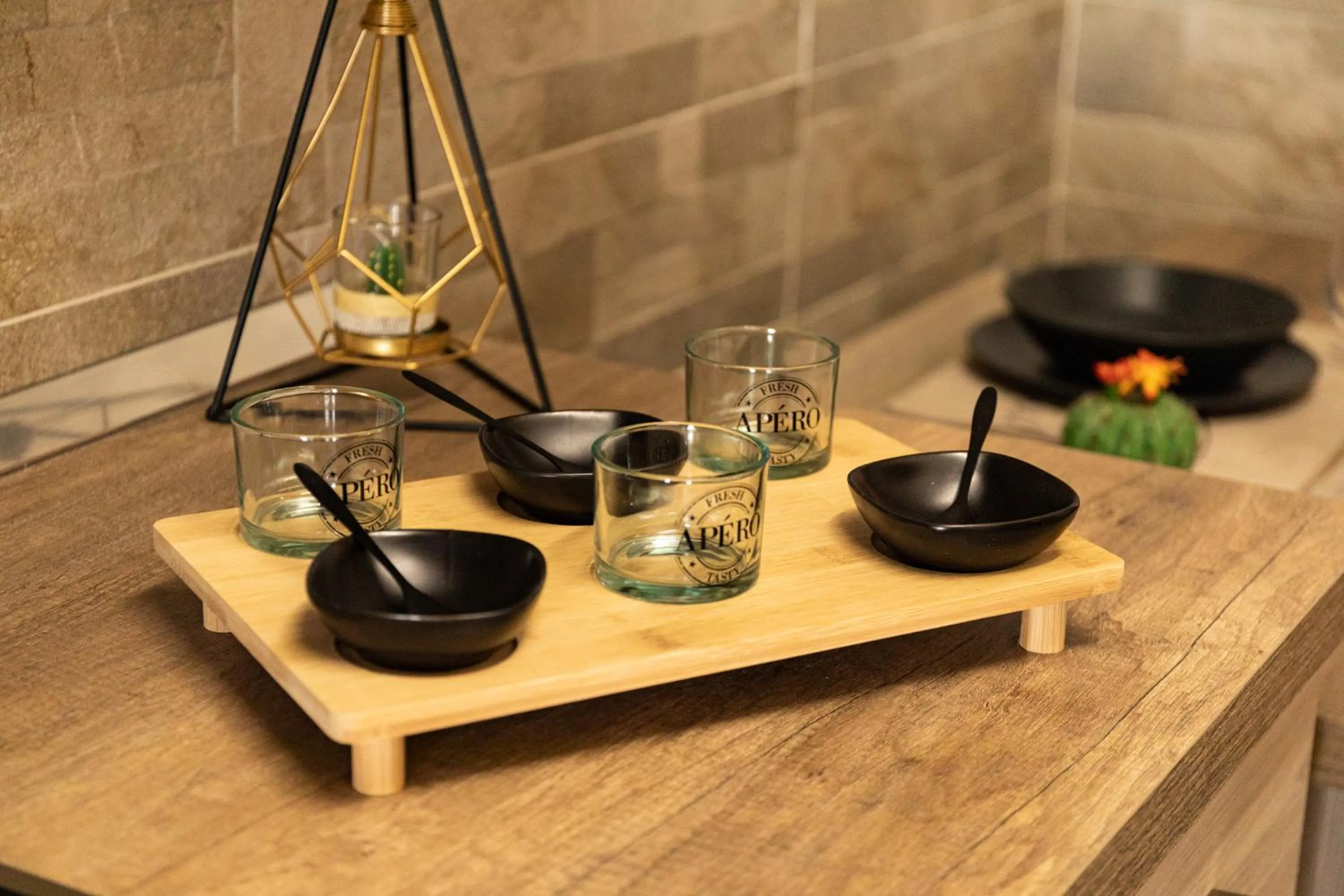 Tizzy Apartment & Rooms