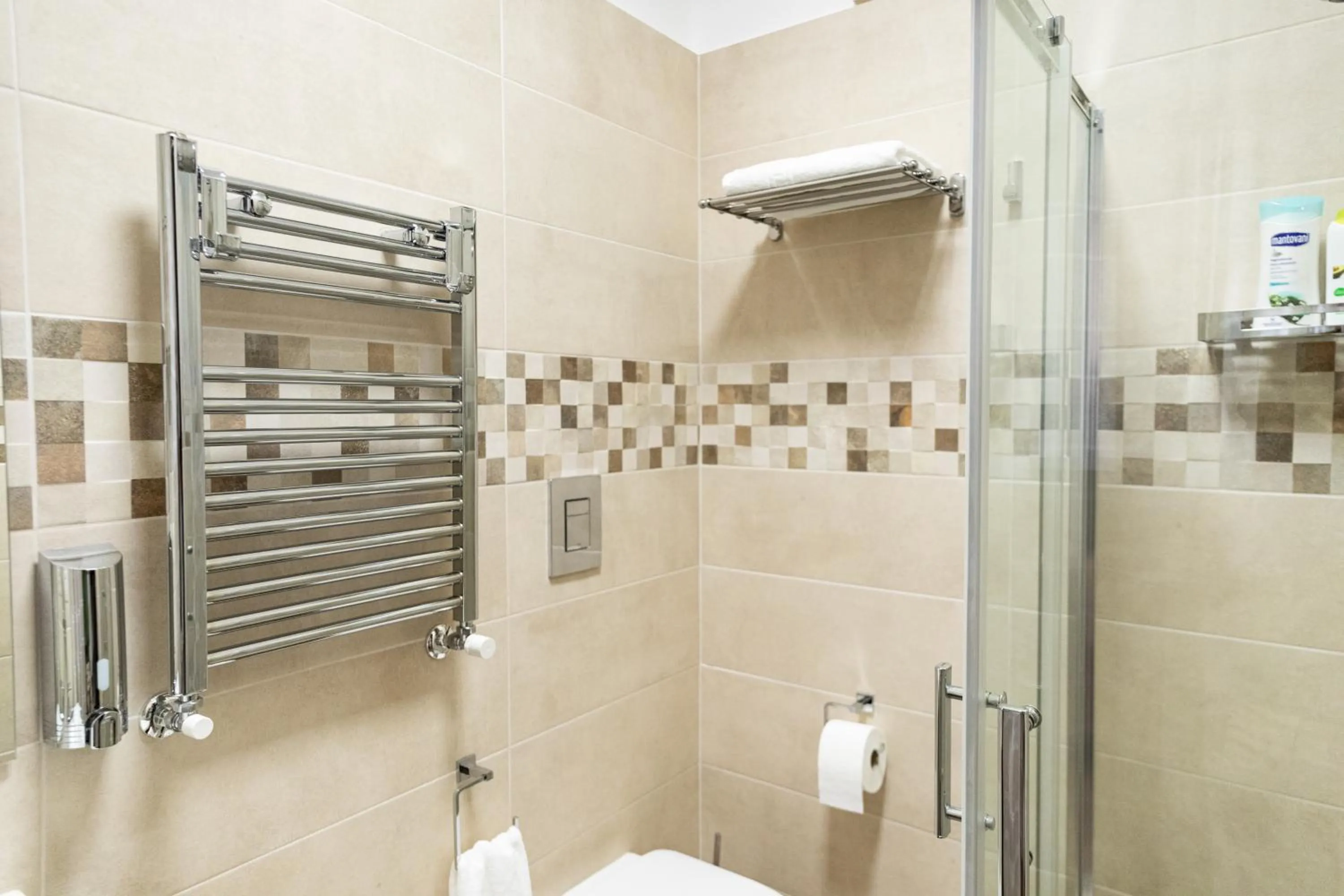 Tizzy Apartment & Rooms