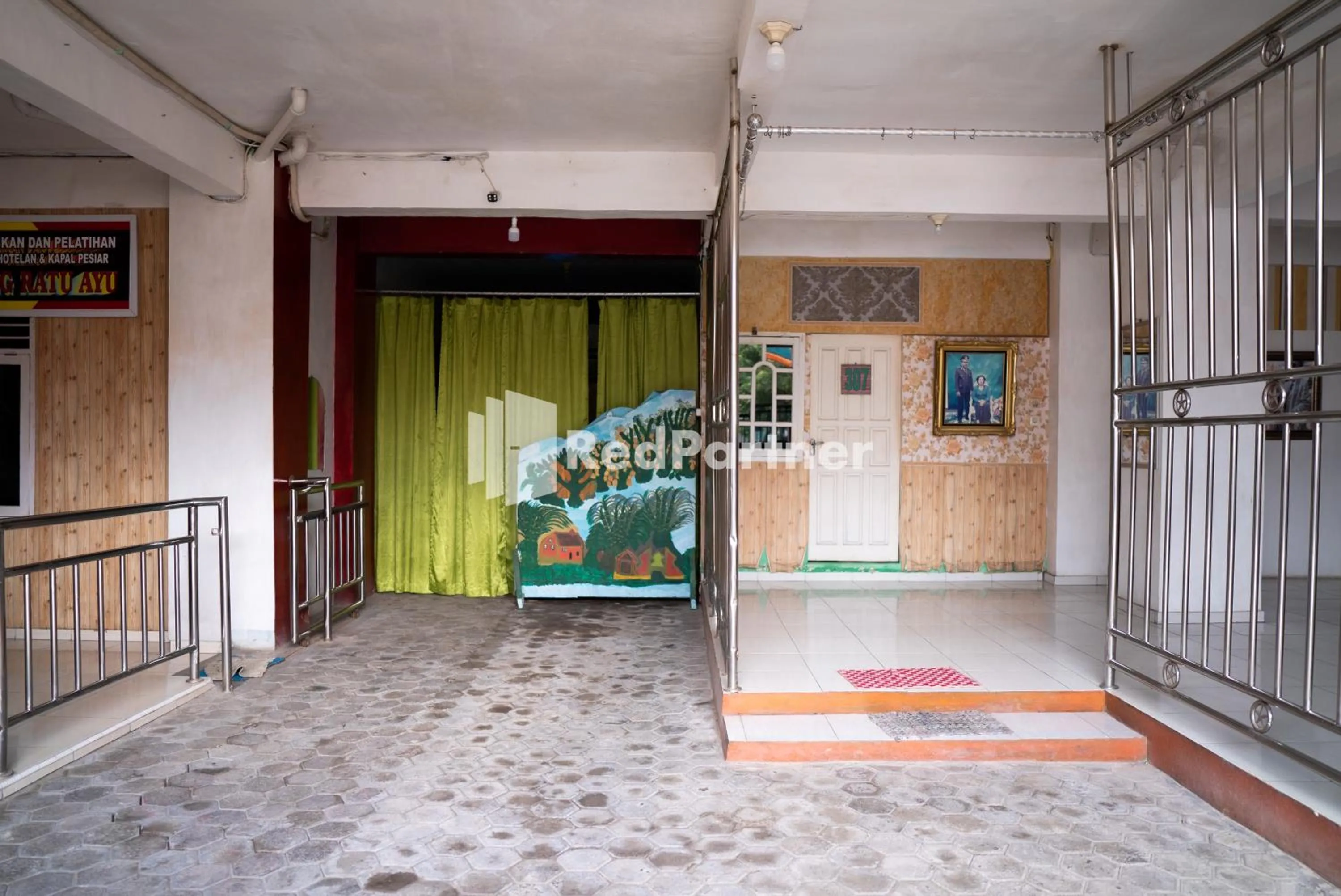 Property building in Hotel Ratu Ayu 2 Lampung Mitra RedDoorz