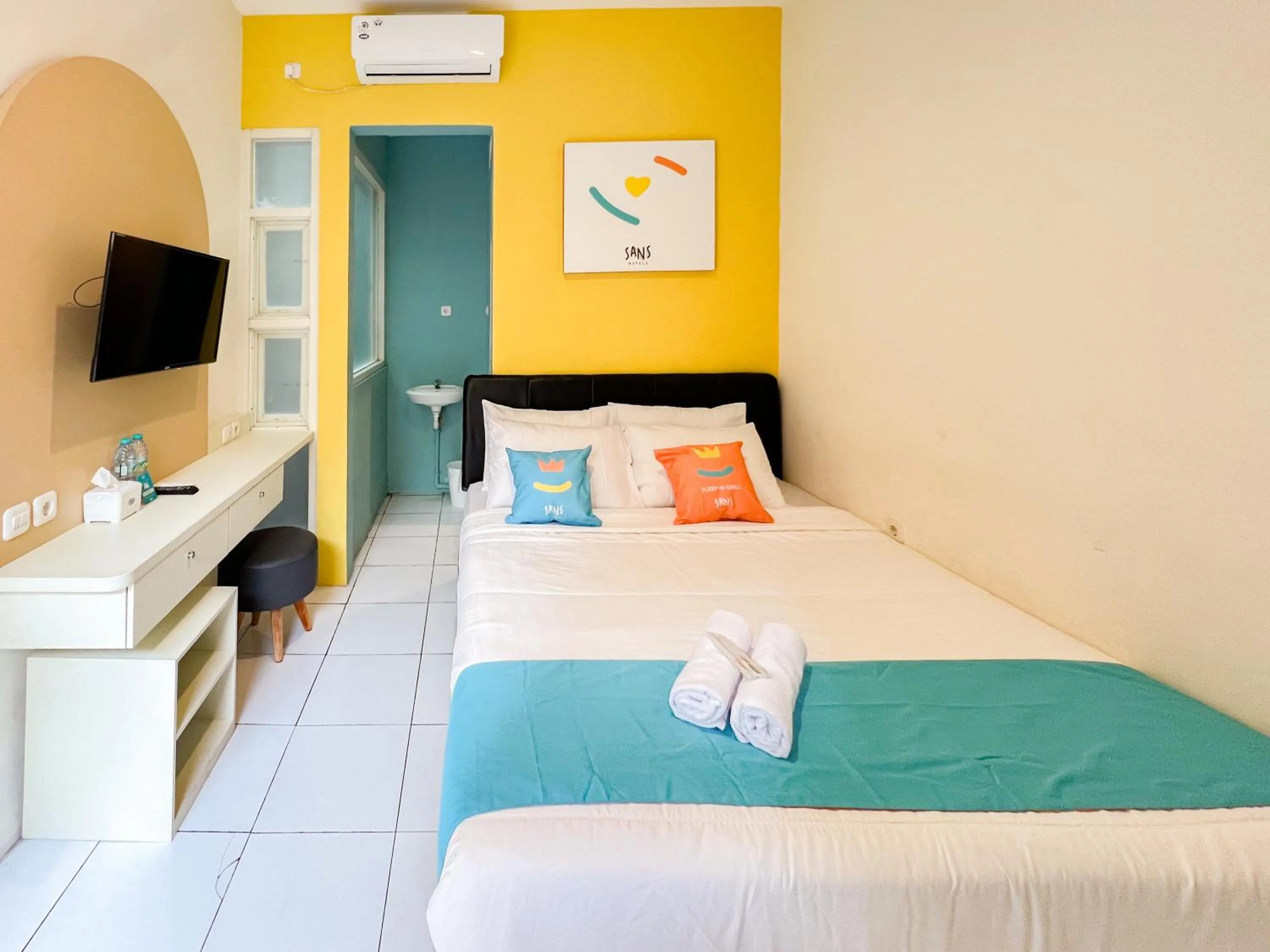 Bedroom, Bed in Sans Stay Bukit Palma Citraland