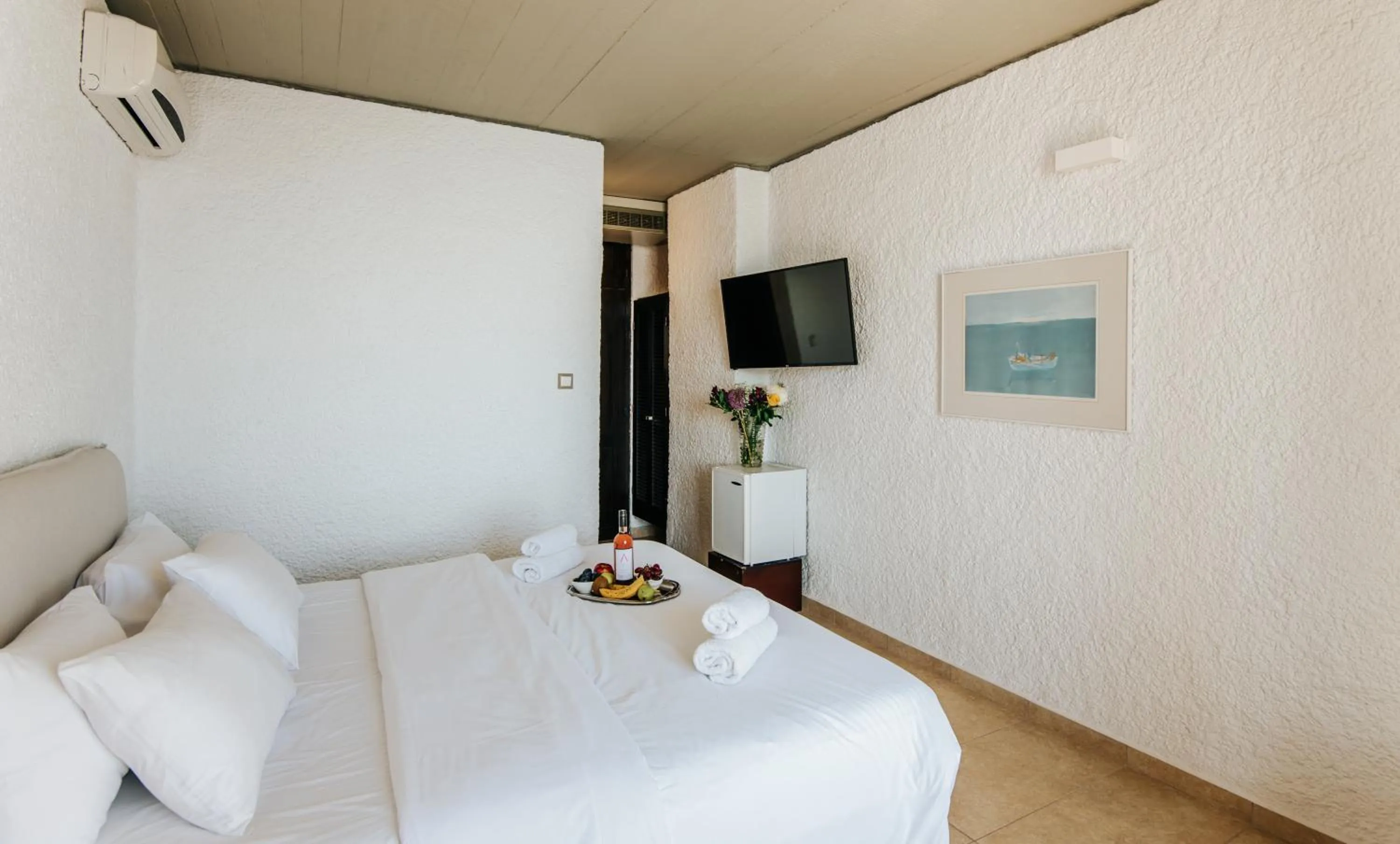 Bedroom, Bed in Apollo Resort