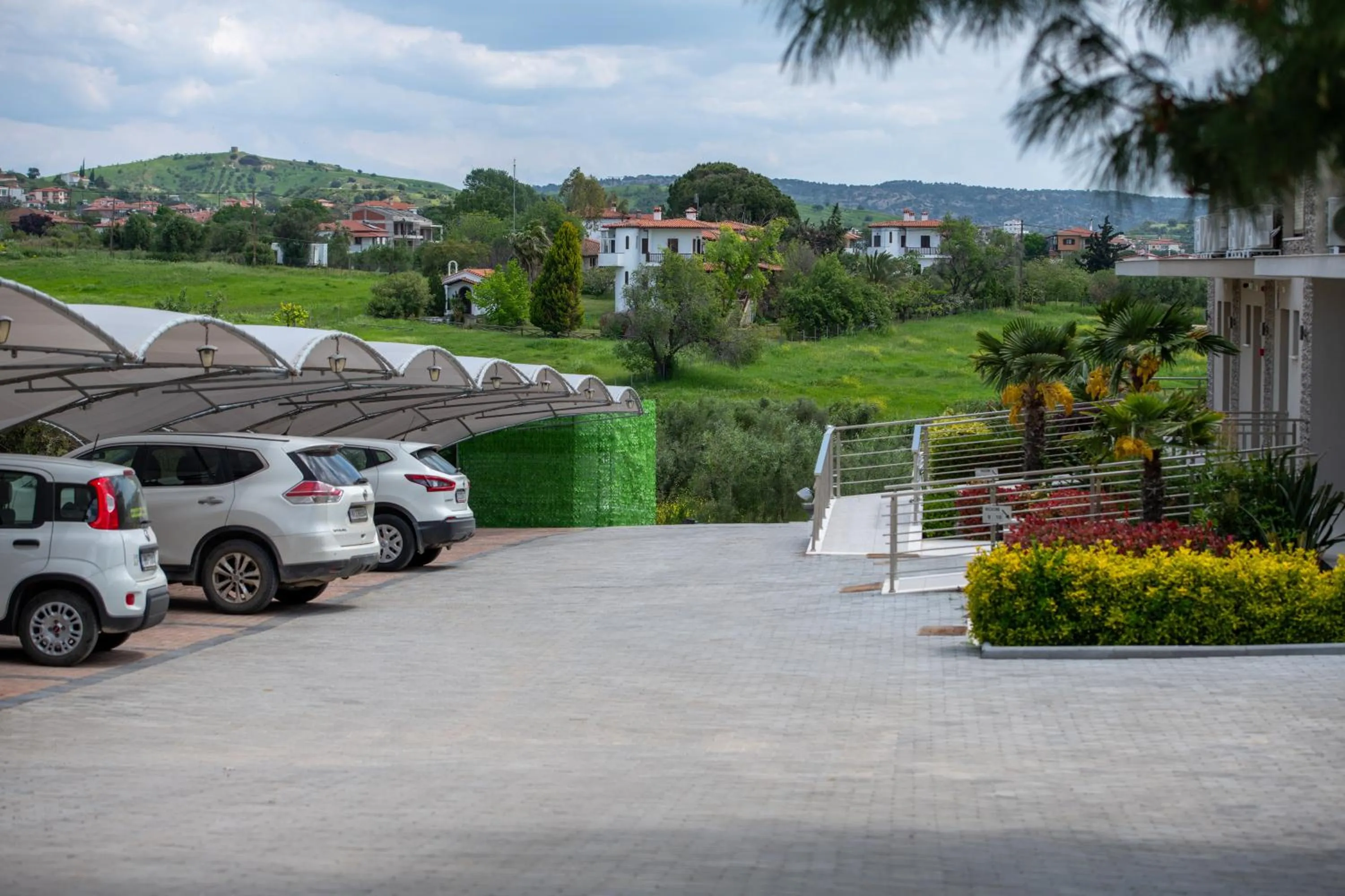 Parking in Villa Sara