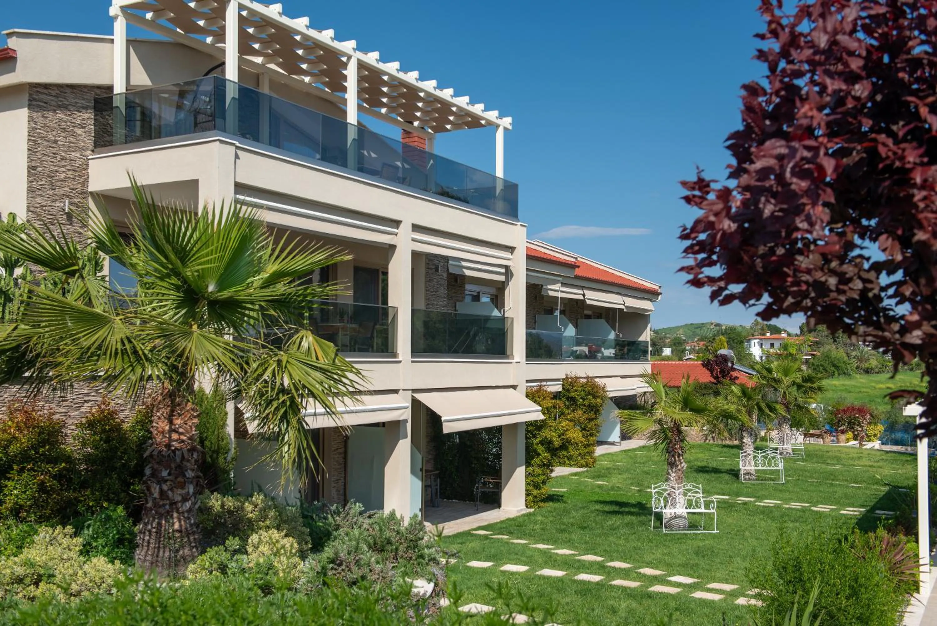 Property building in Villa Sara