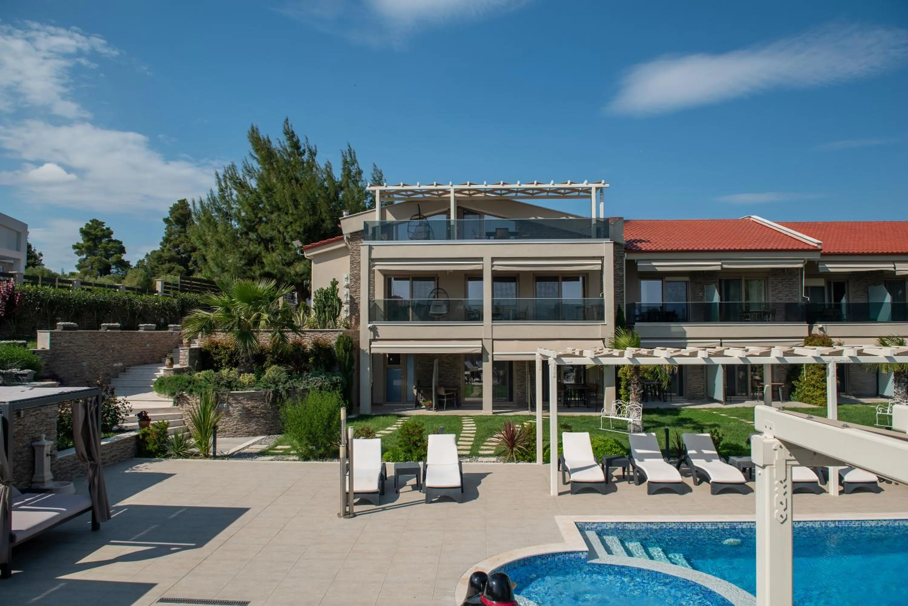 Property building in Villa Sara