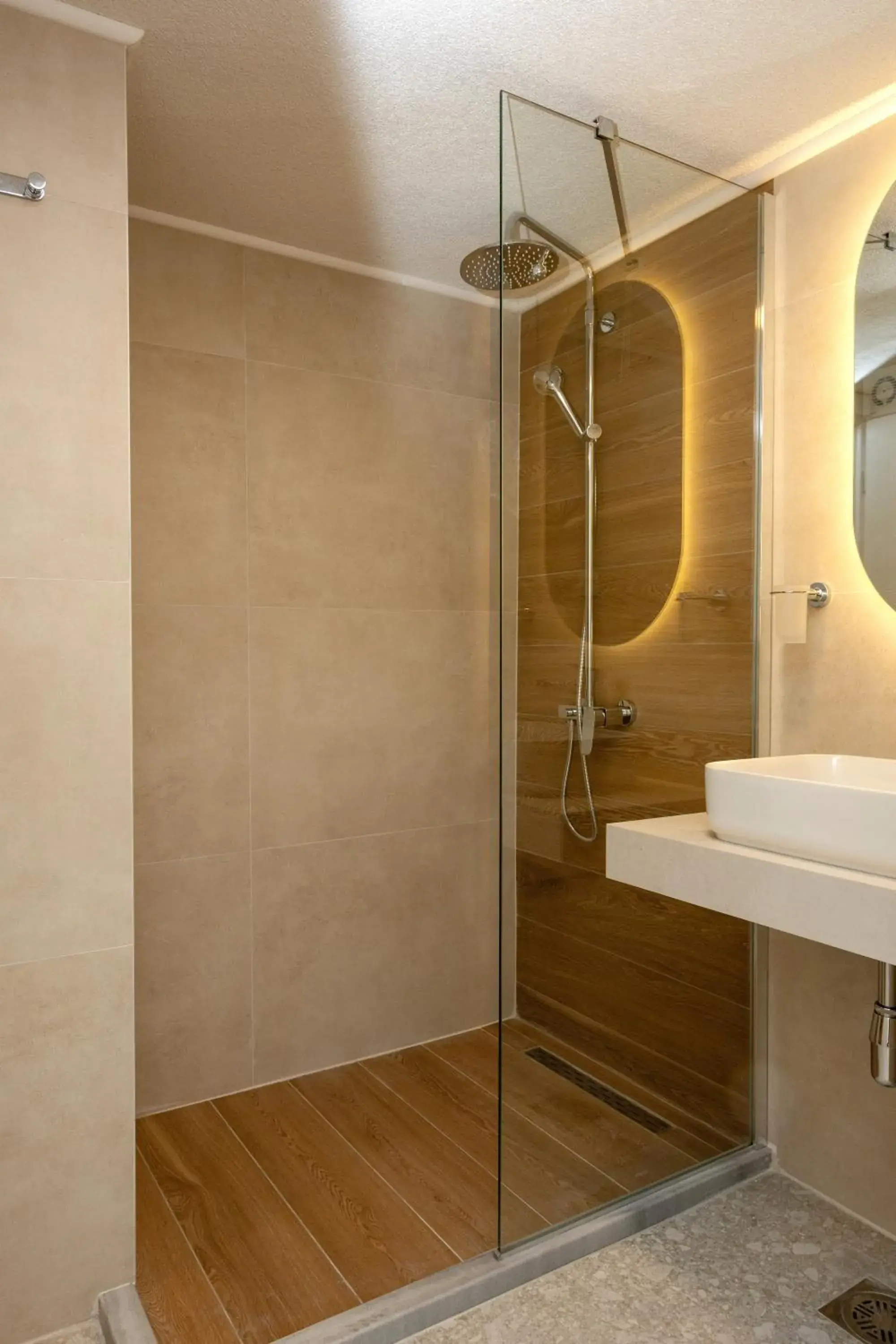 Double Room with Patio in ZARO Apartments Double Room with Patio in ZARO Apartments