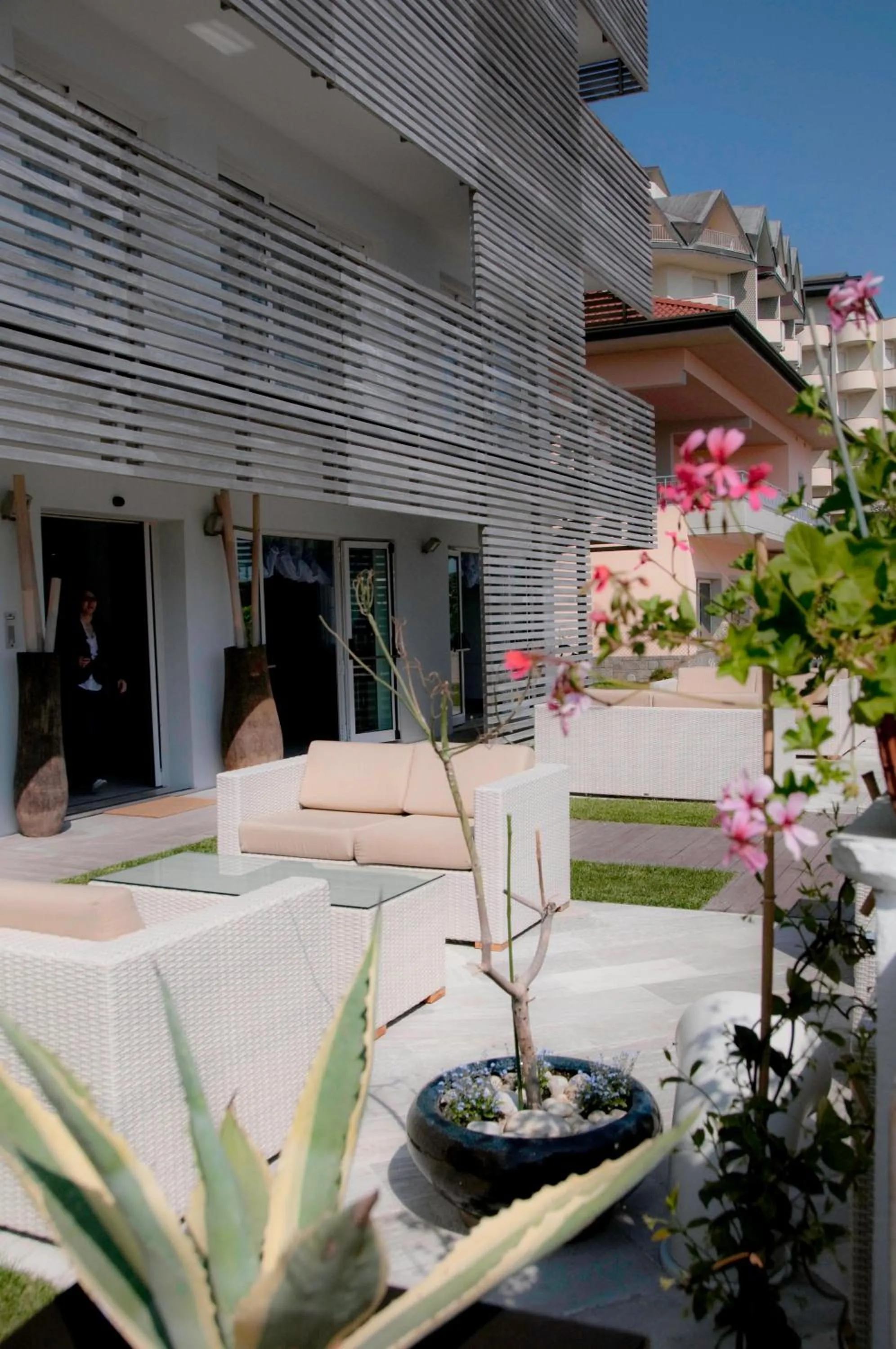 Facade/entrance in Kiss Beachfront Hotel & Restaurant