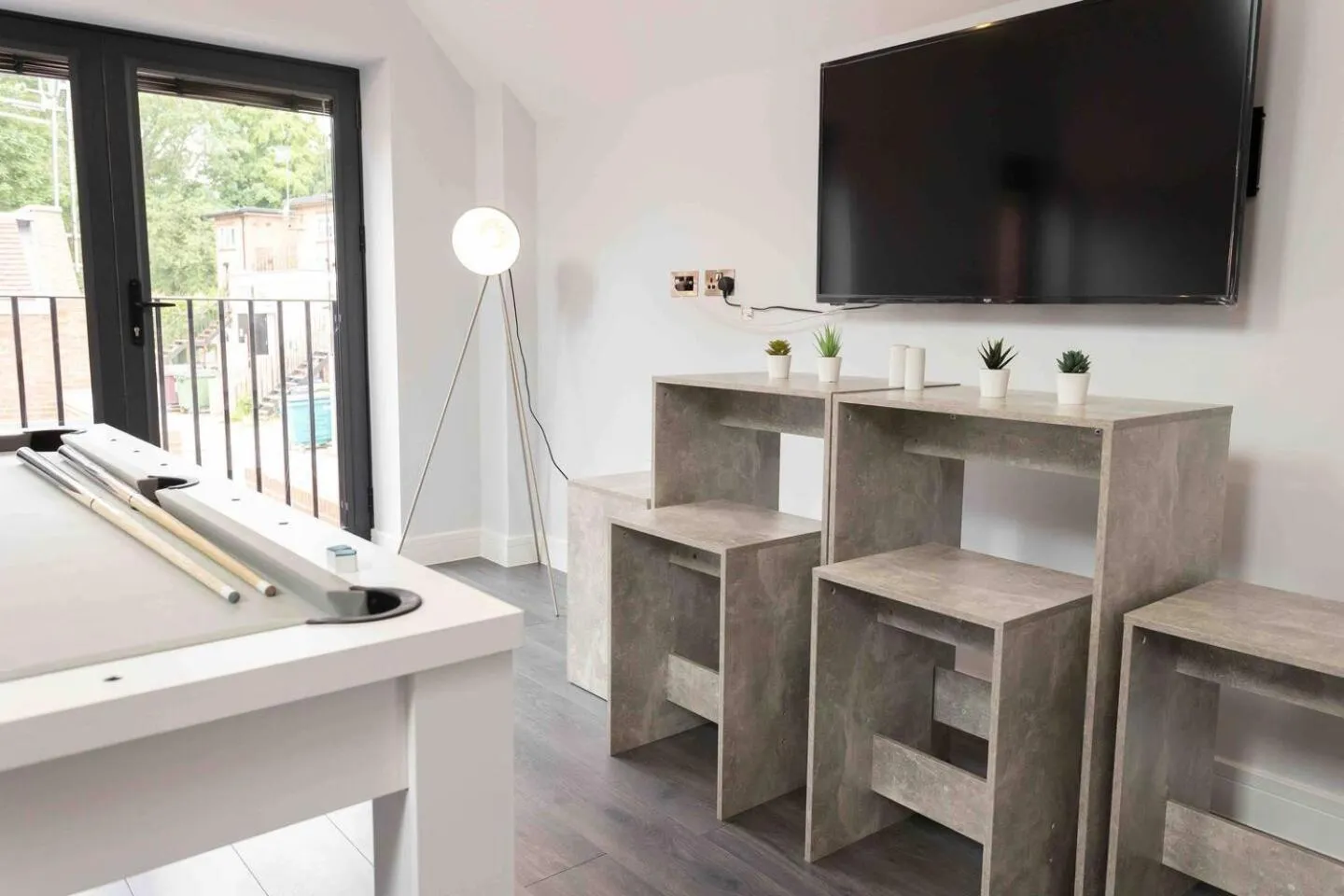 D & D Luxury Apartments