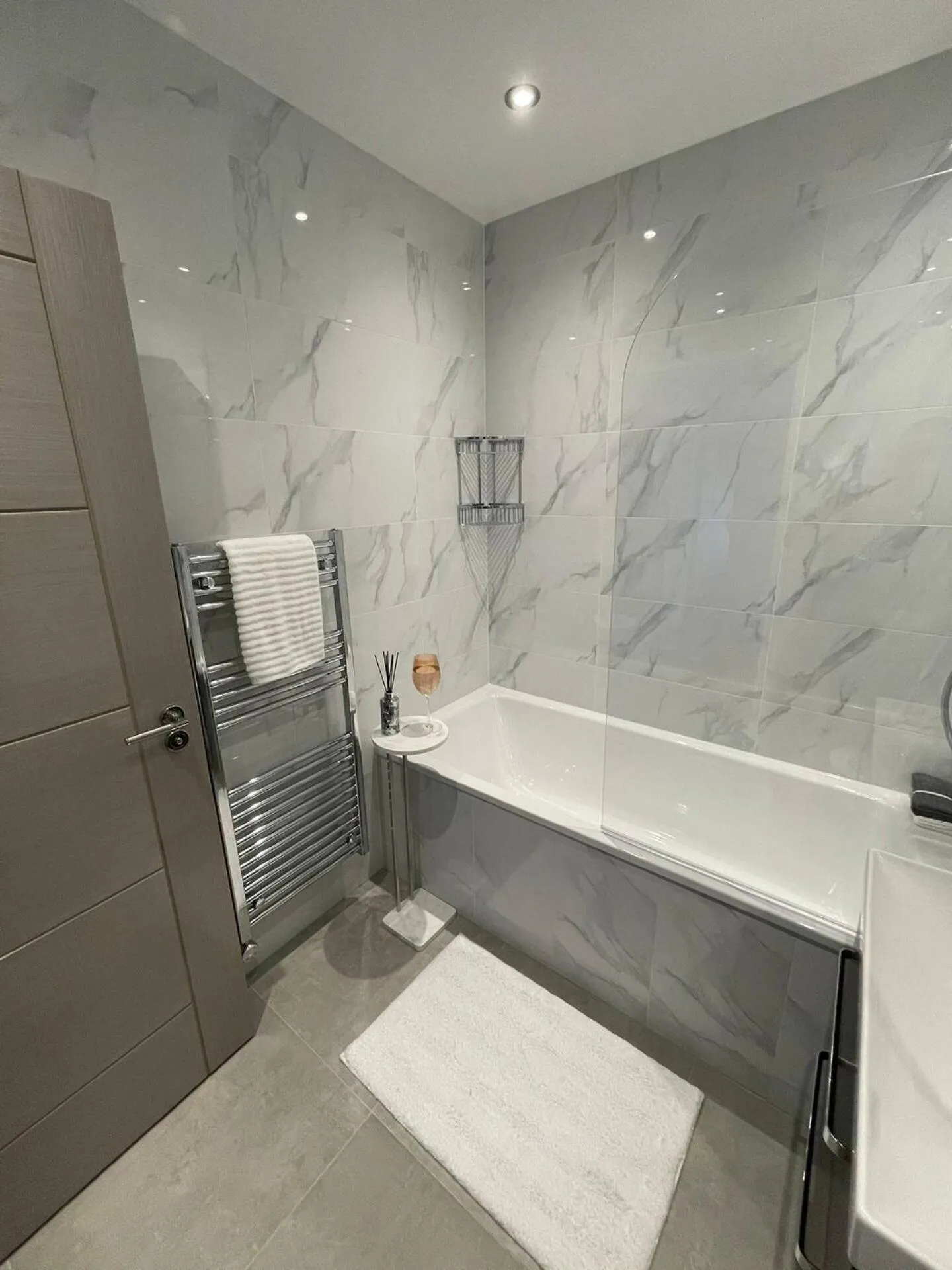 D & D Luxury Apartments