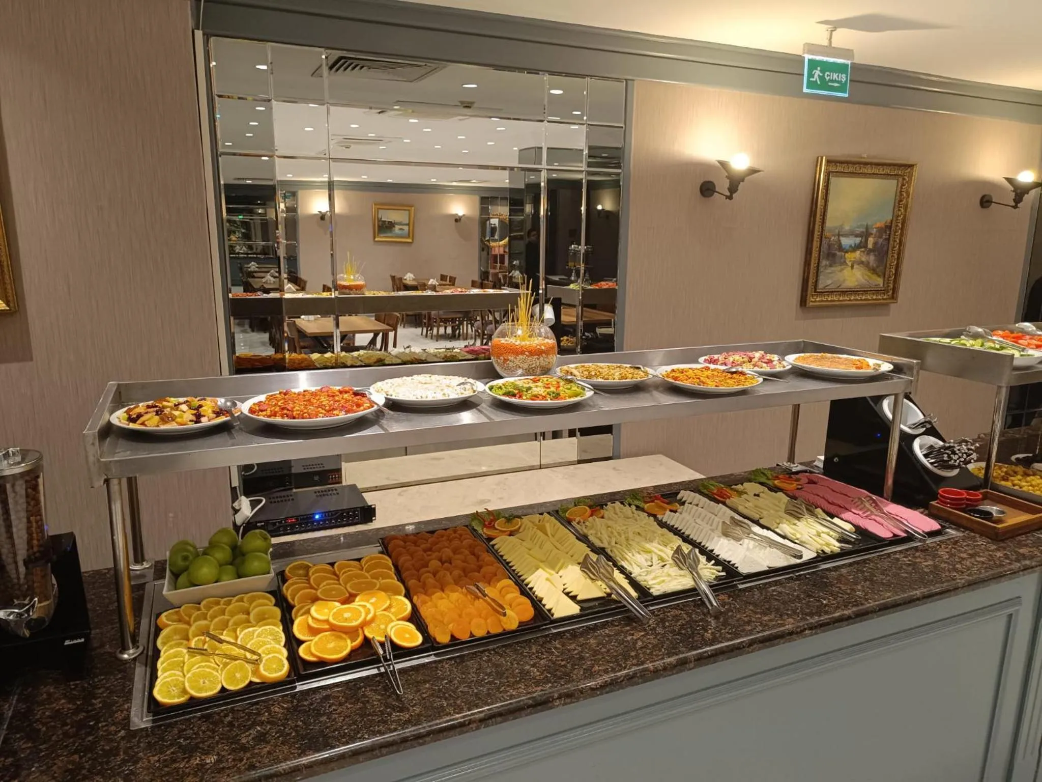 Breakfast in Mineo Hotel Taksim