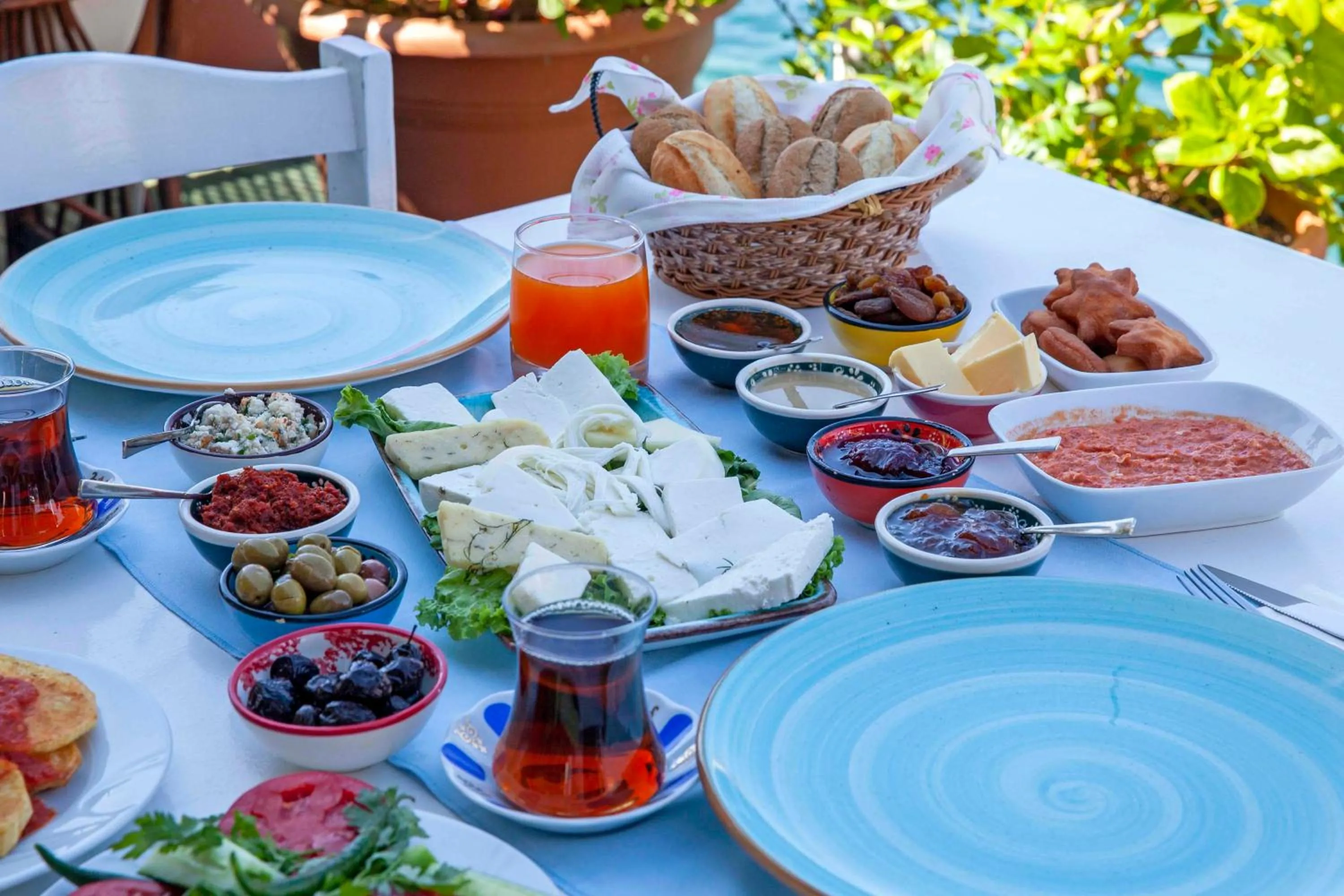 Restaurant/places to eat in Aphrodite Hotel Bozburun