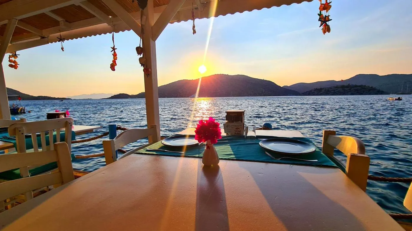 Restaurant/places to eat in Aphrodite Hotel Bozburun