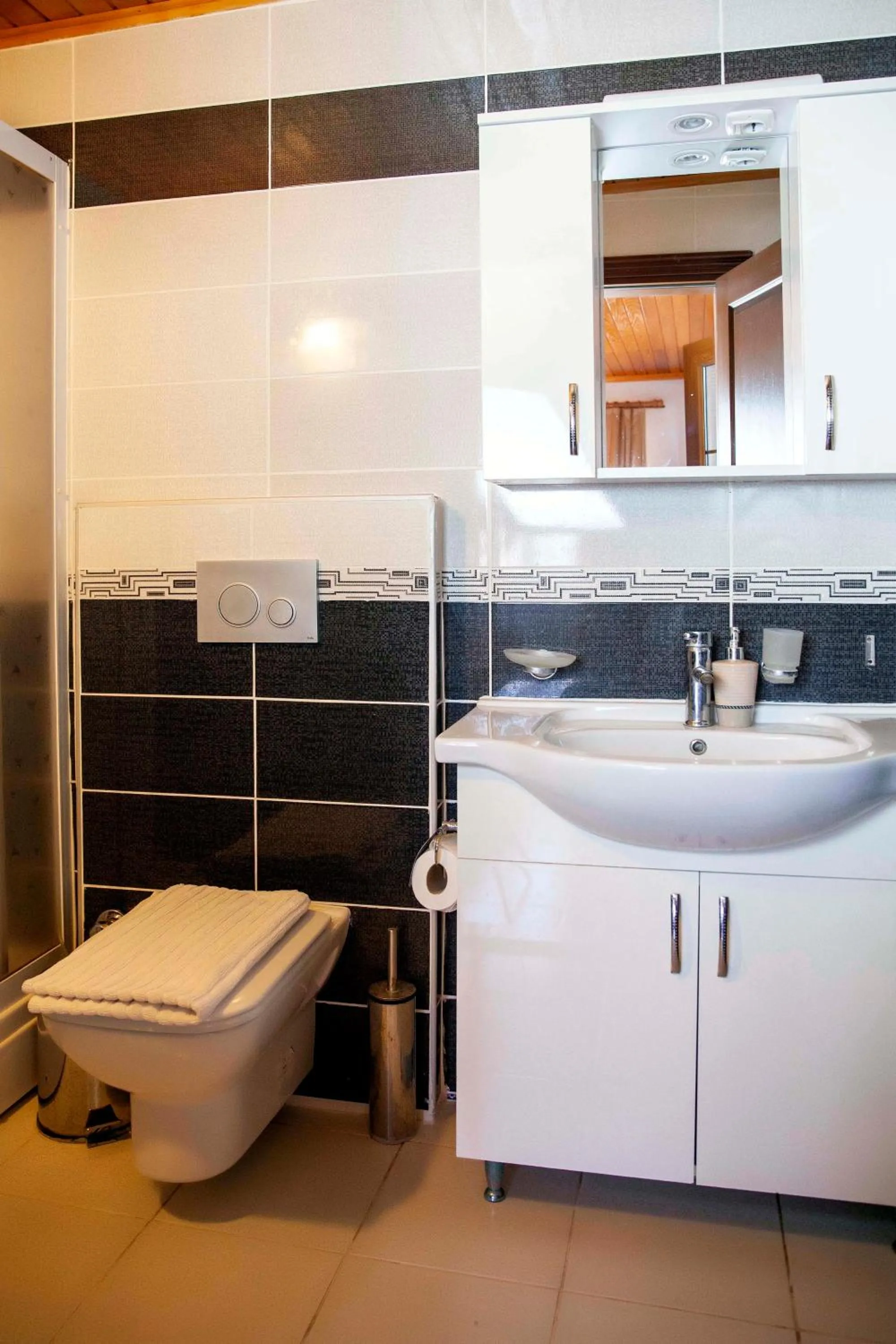 Shower in Aphrodite Hotel Bozburun