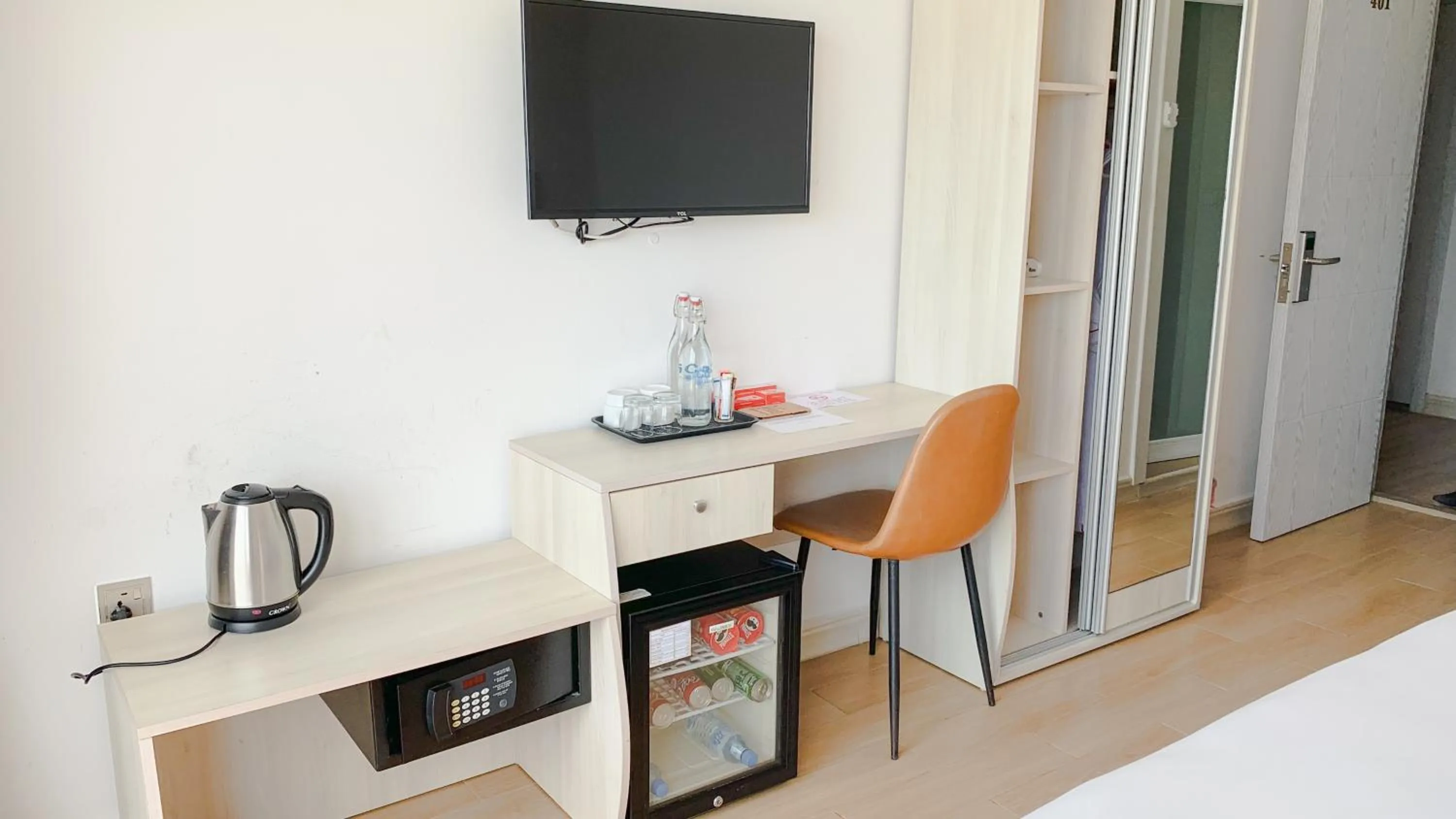 TV and multimedia in iCom Marina Sea View