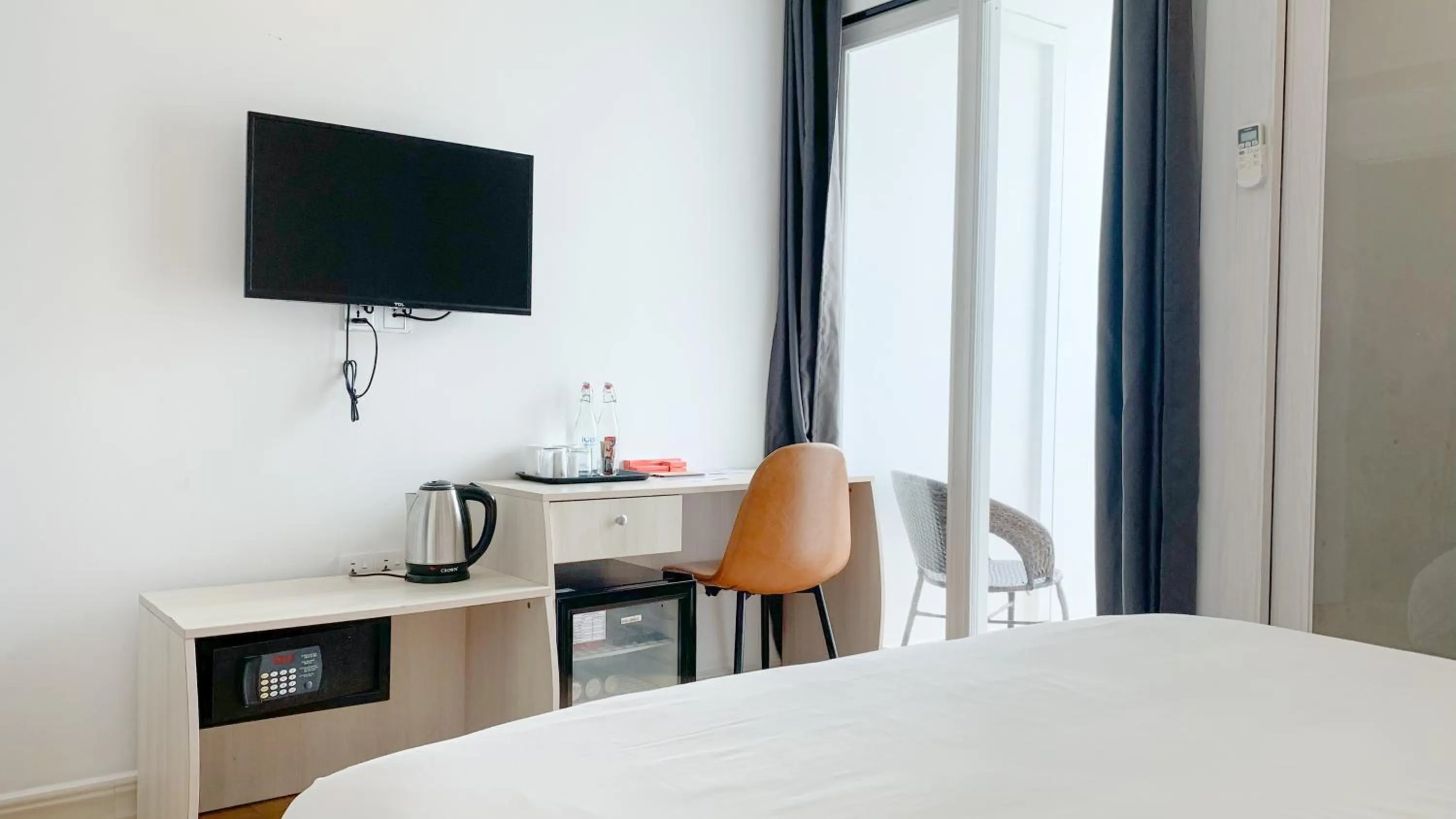 TV and multimedia, Bed in iCom Marina Sea View