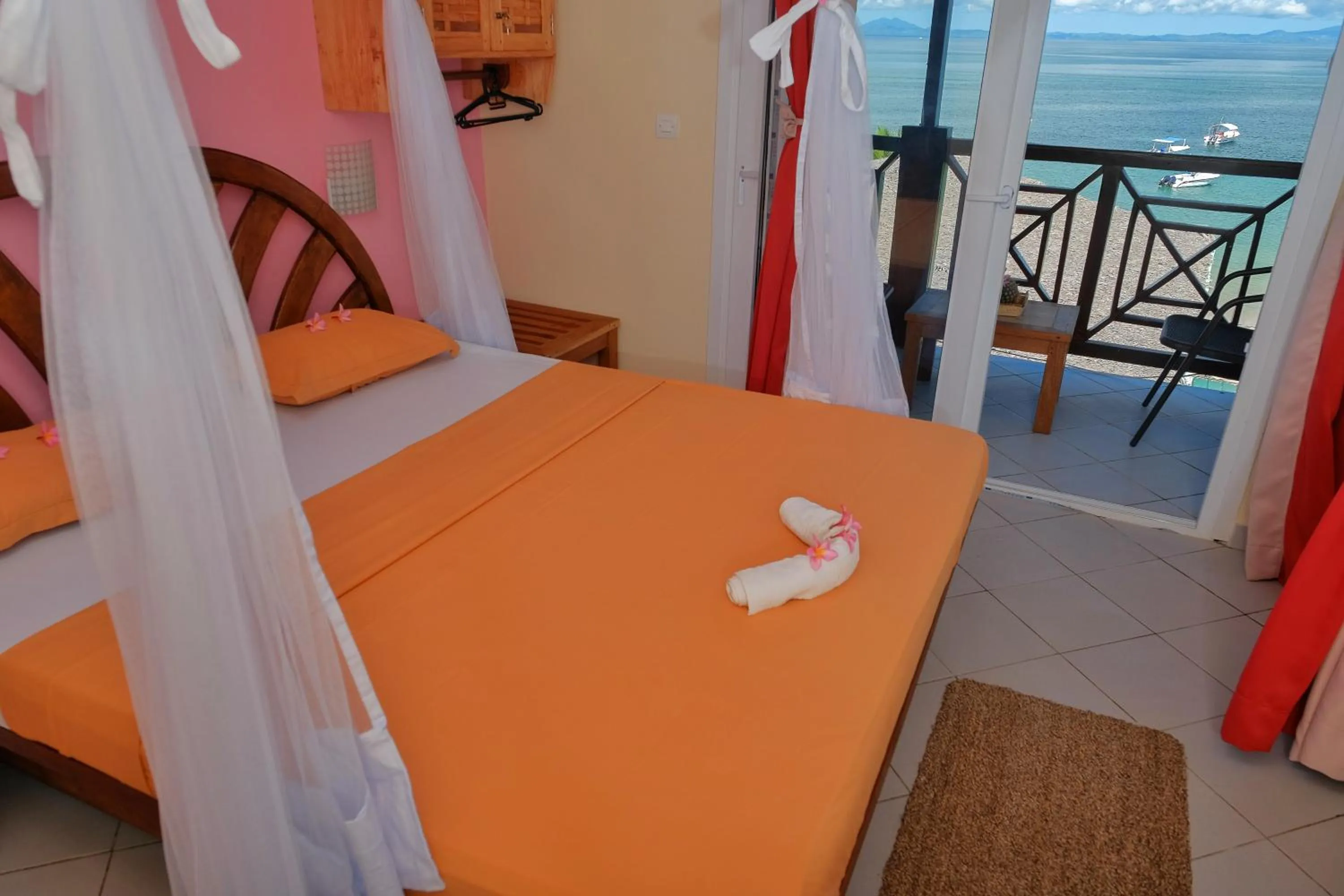 View (from property/room), Bed in Hotel-Residence Au Sable Blanc